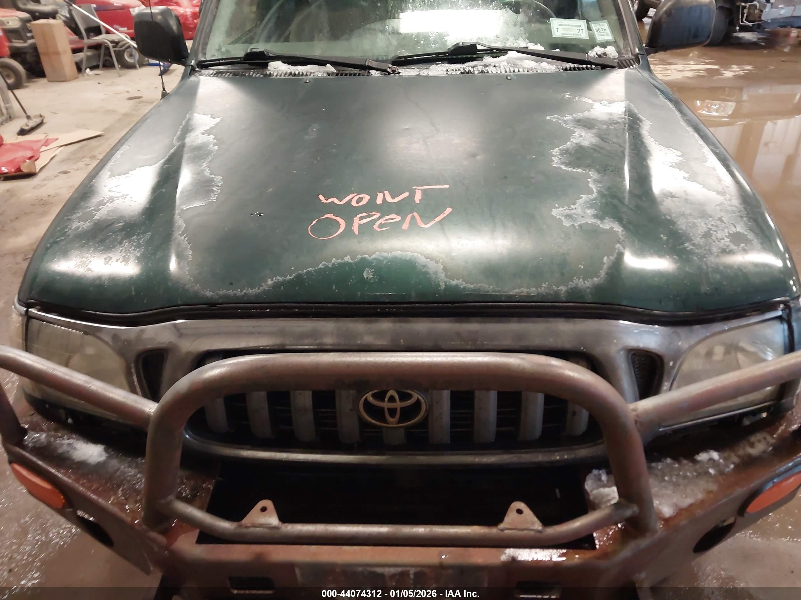 TOYOTA TACOMA image 10