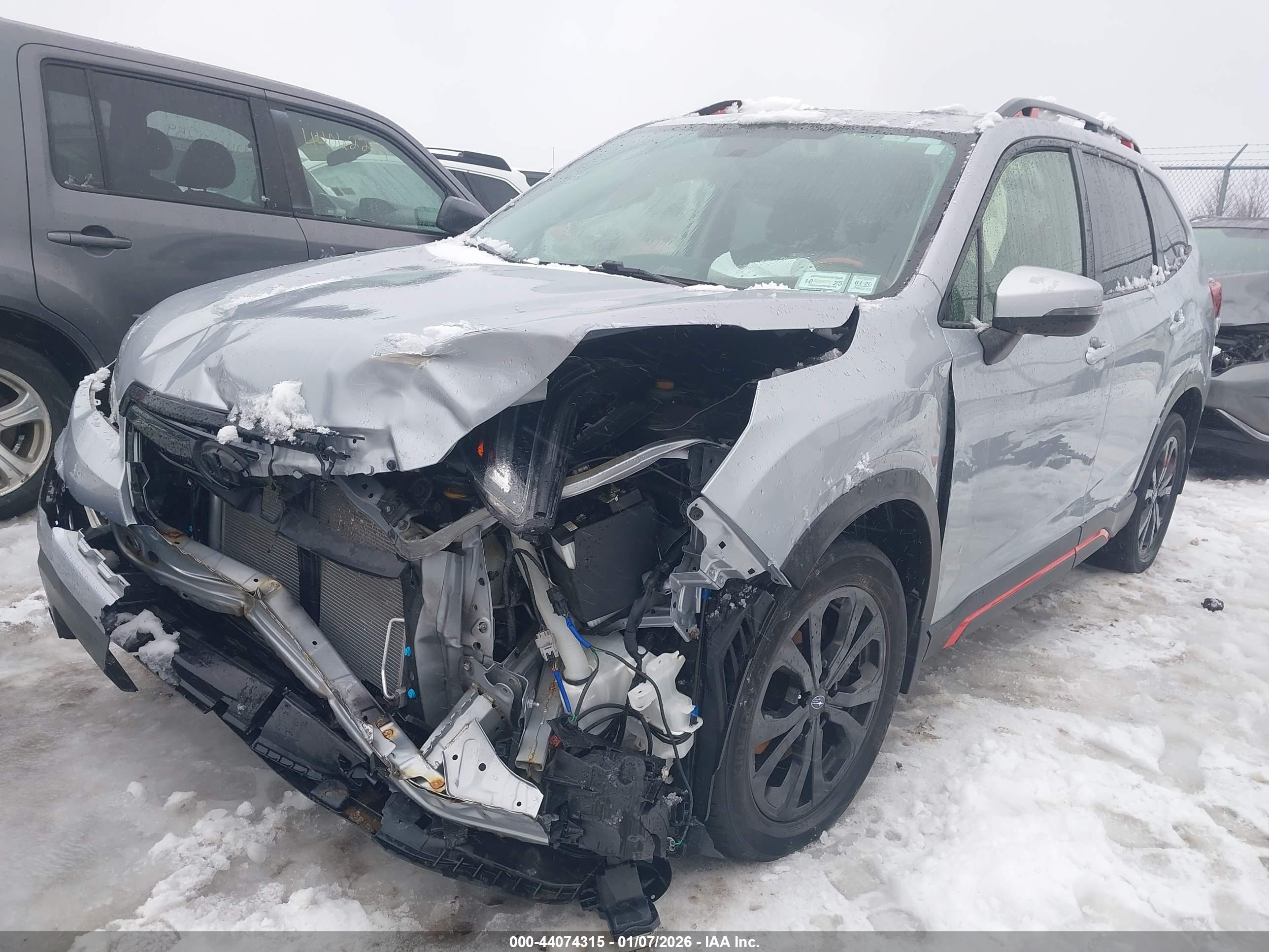 SUBARU FORESTER image 2