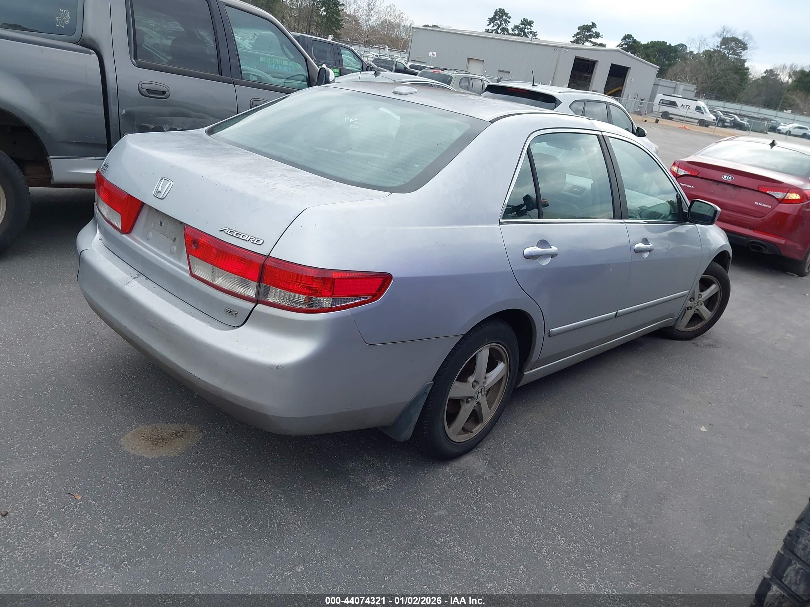HONDA ACCORD image 4