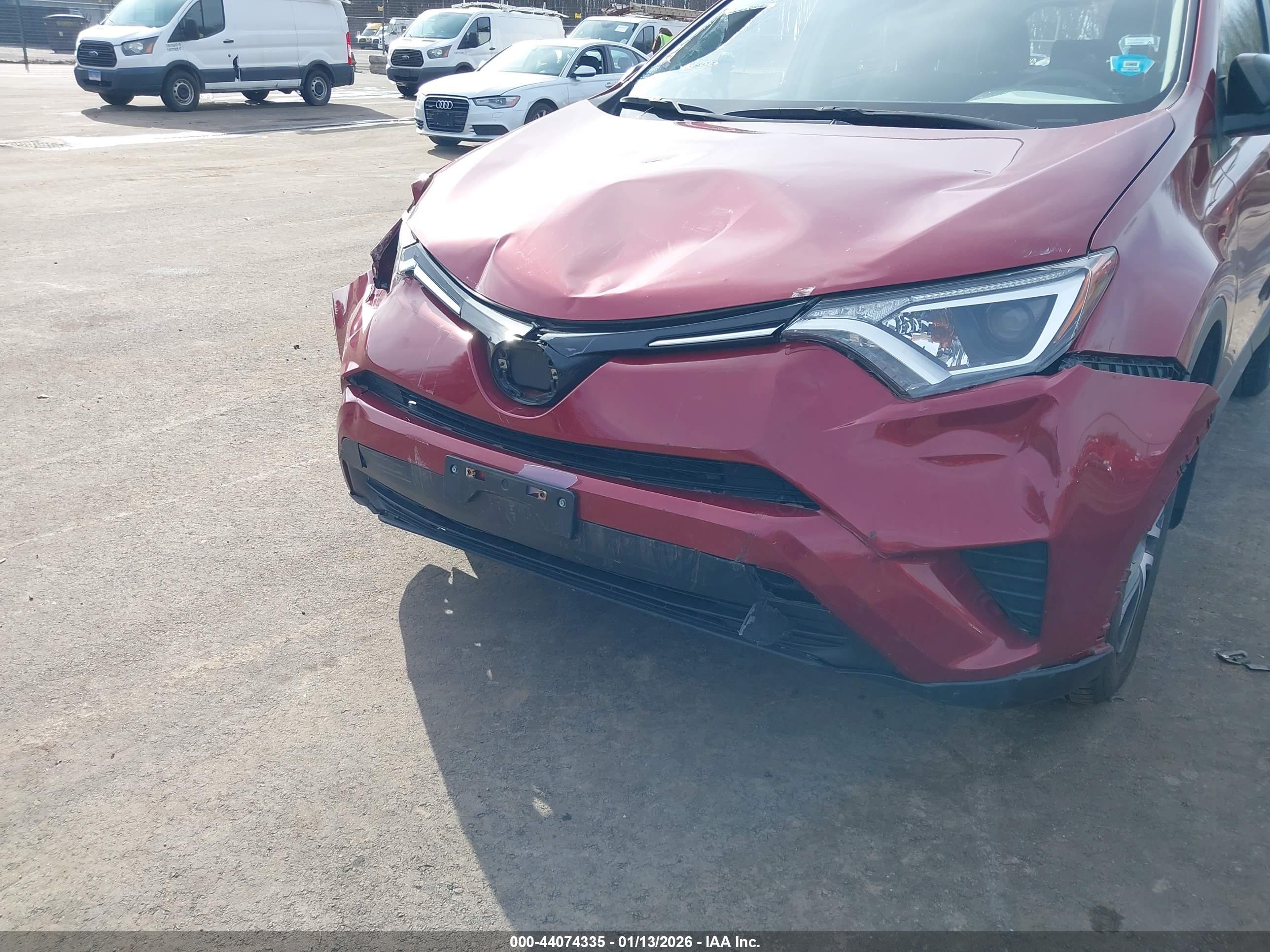 TOYOTA RAV4 image 6