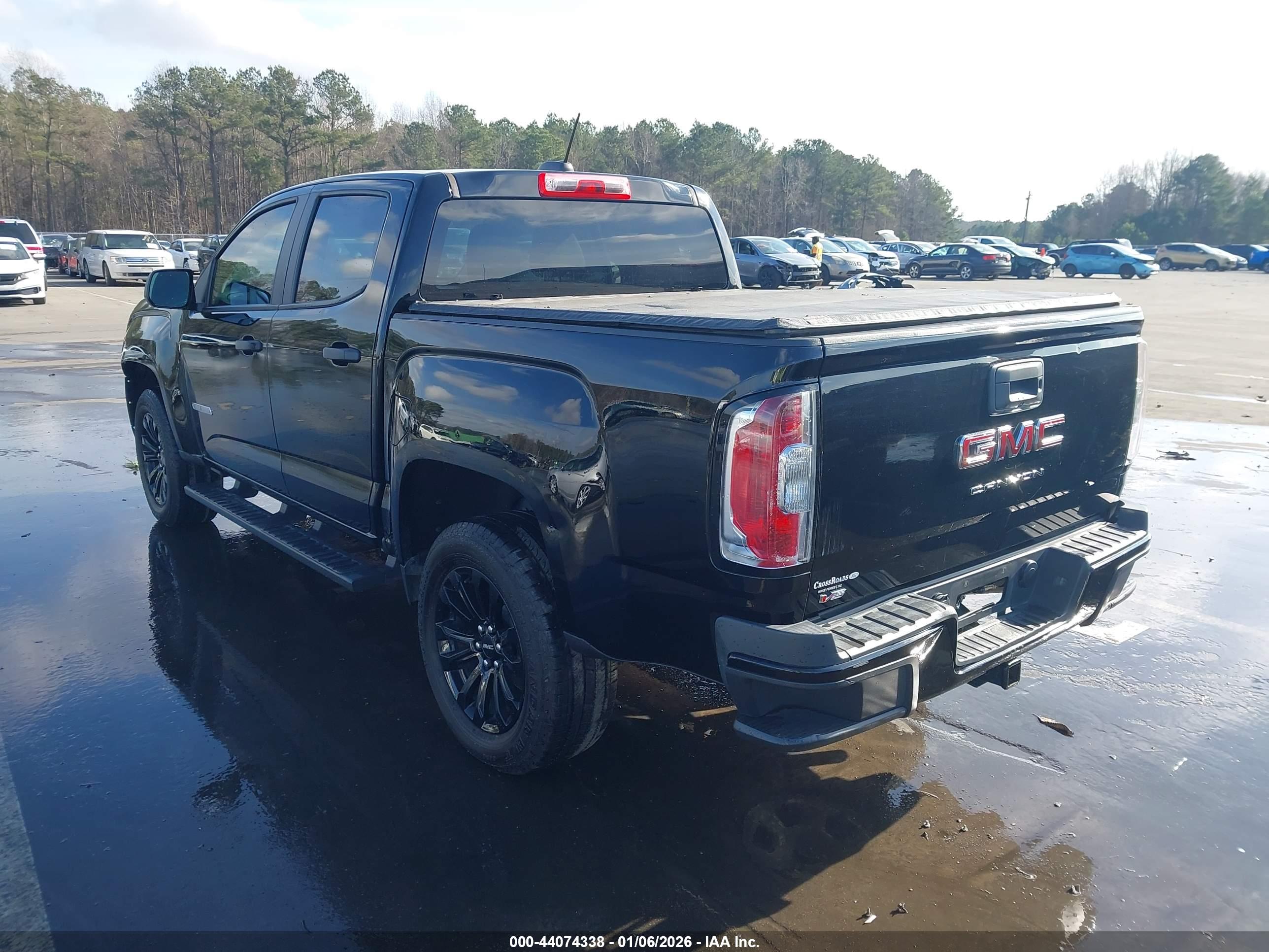 GMC CANYON image 3