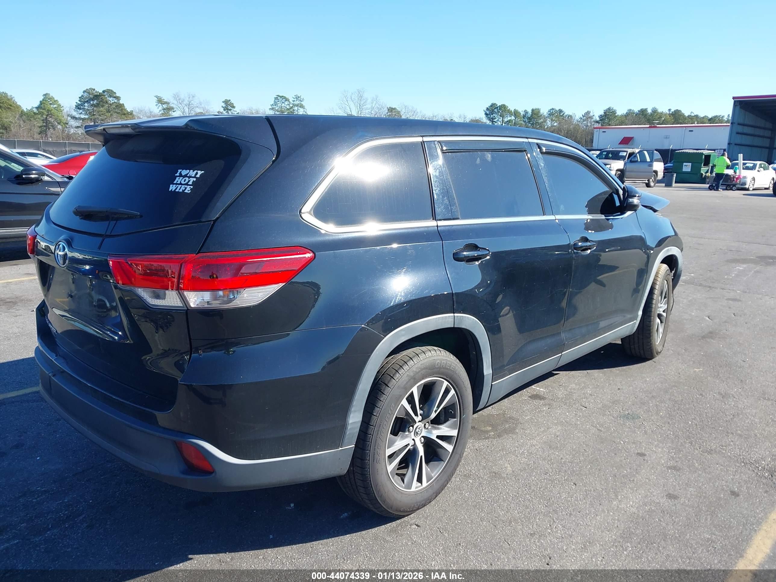 TOYOTA HIGHLANDER image 4