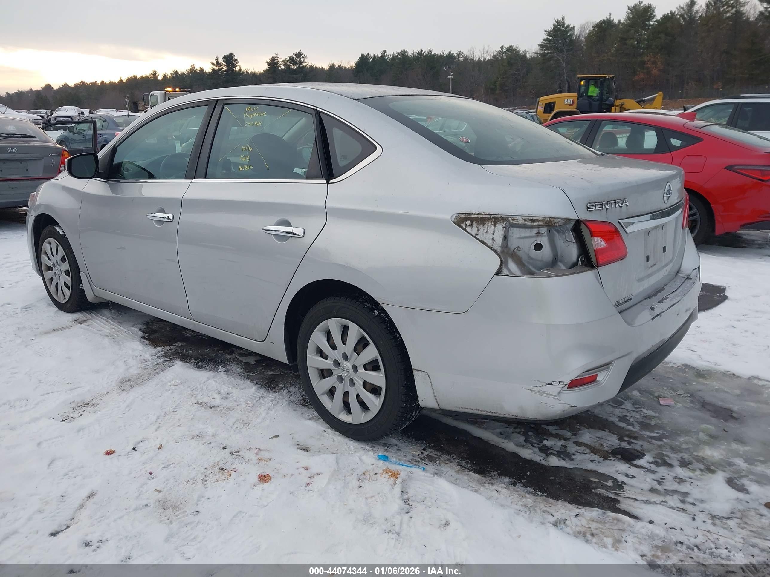 NISSAN SENTRA image 3