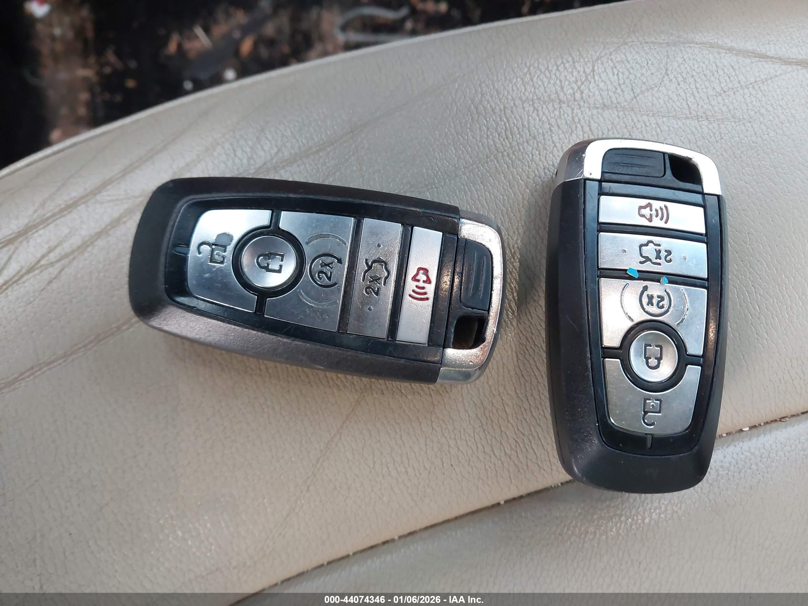 FORD EDGE image 11