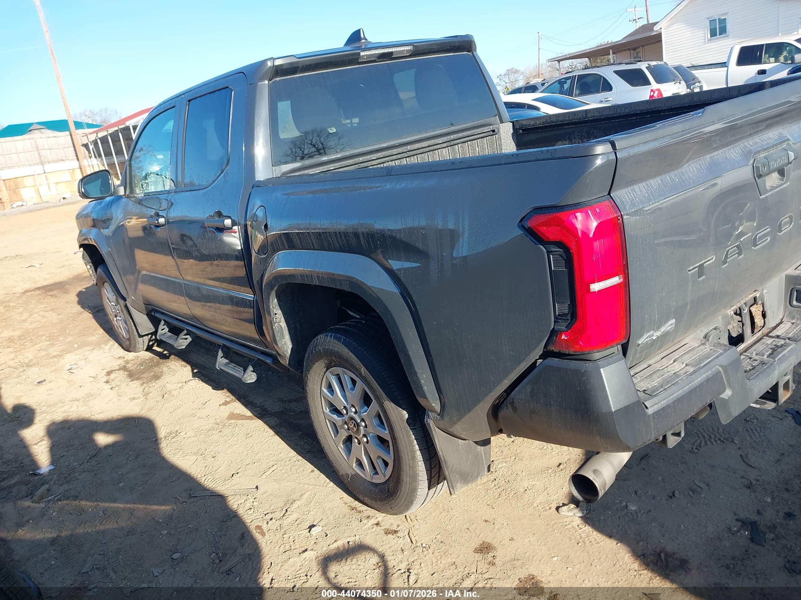 TOYOTA TACOMA image 3