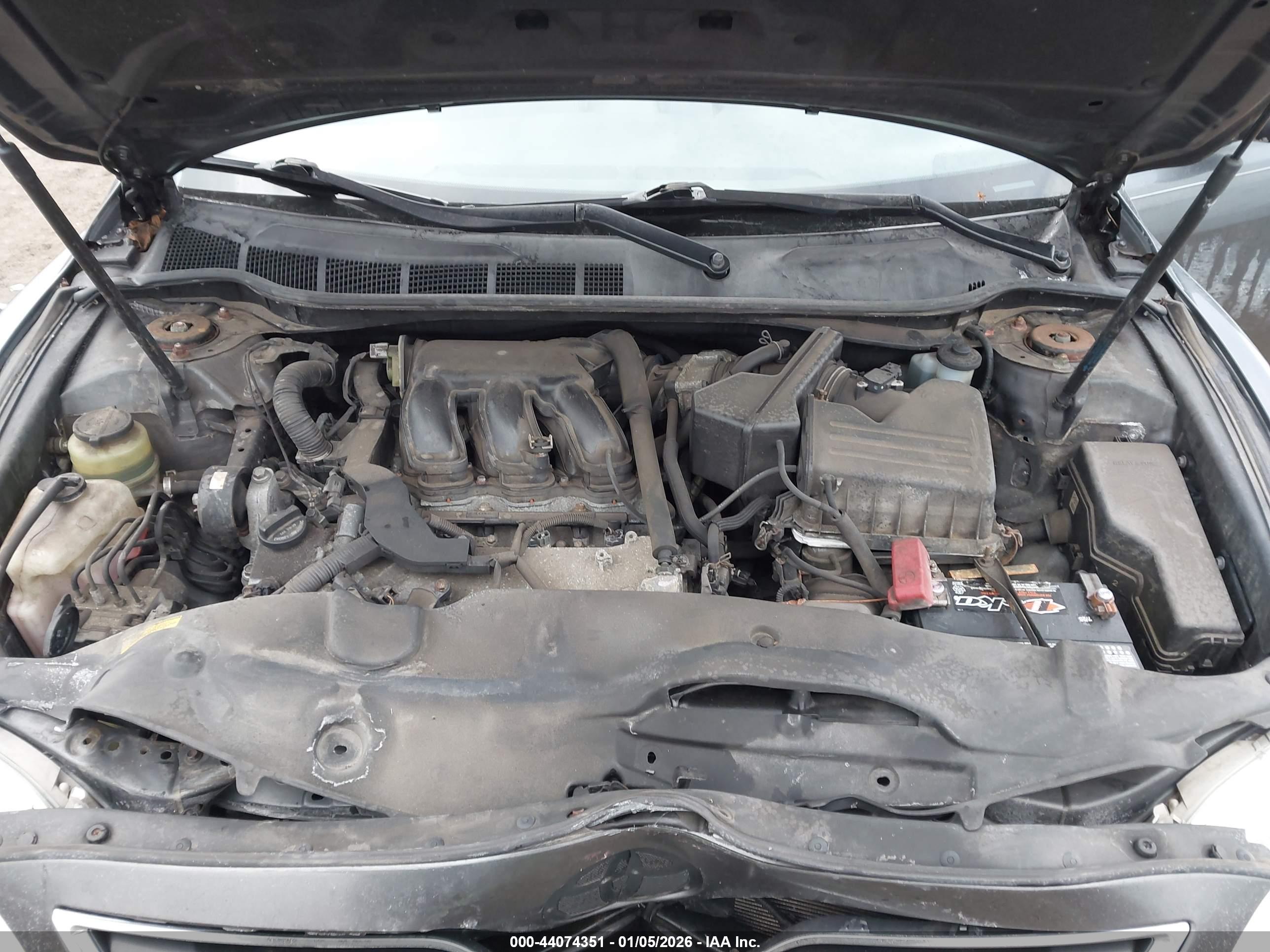 TOYOTA CAMRY image 10