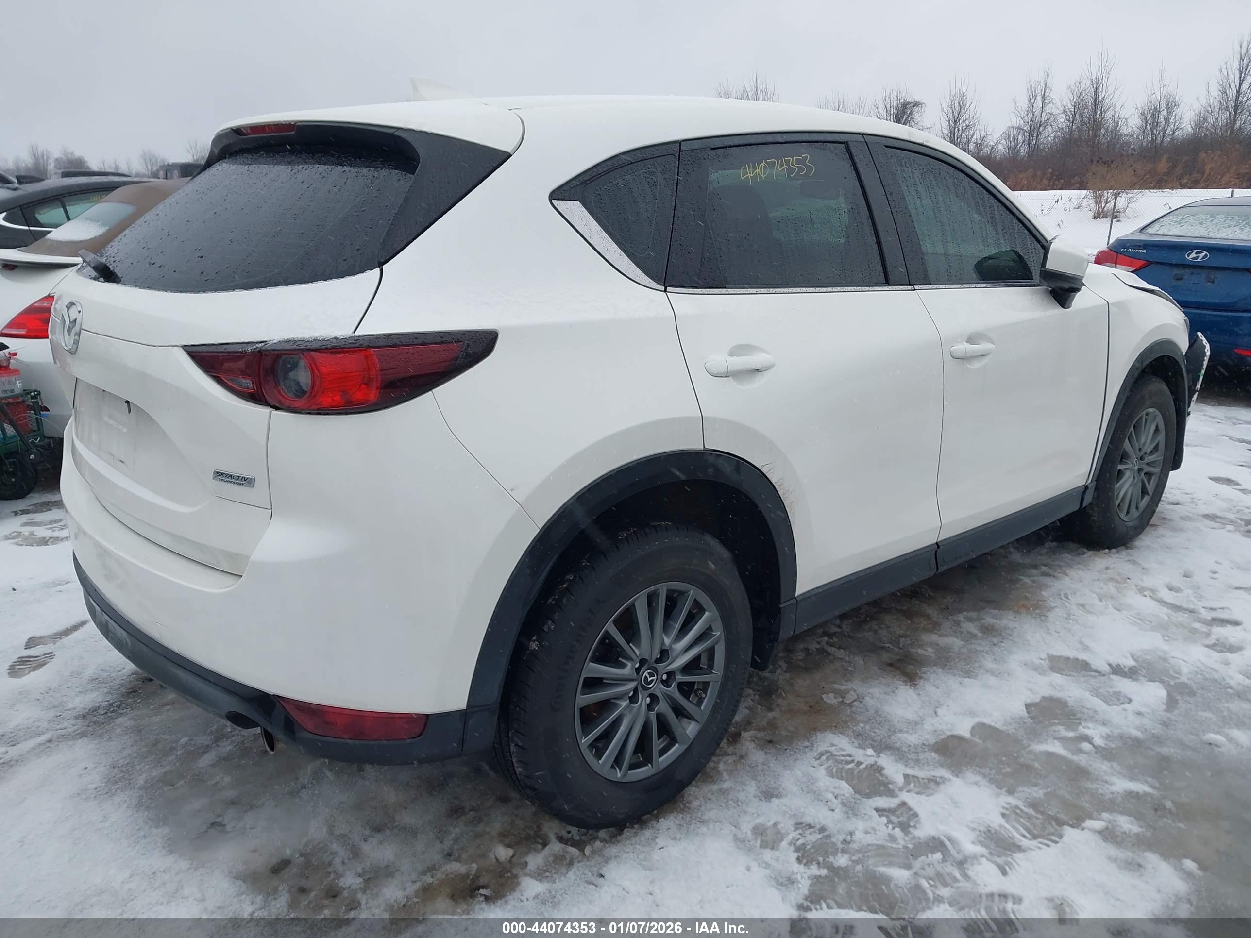 MAZDA CX-5 image 4