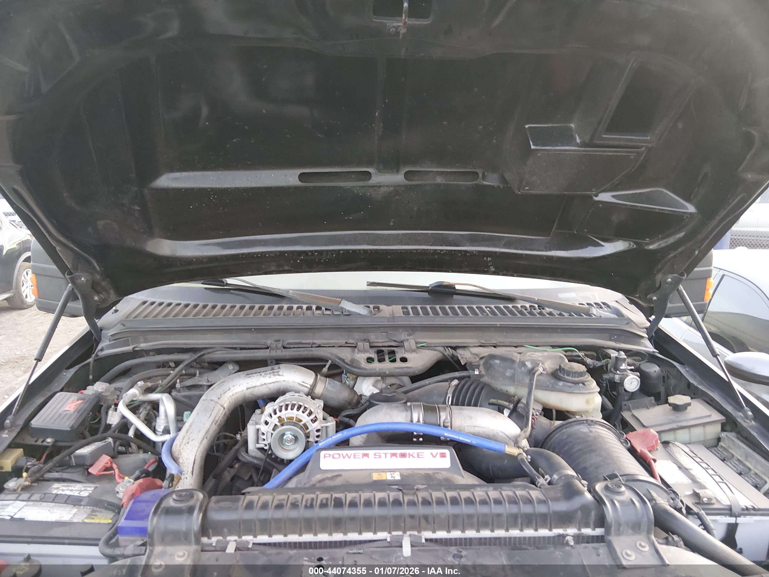 FORD EXCURSION image 10