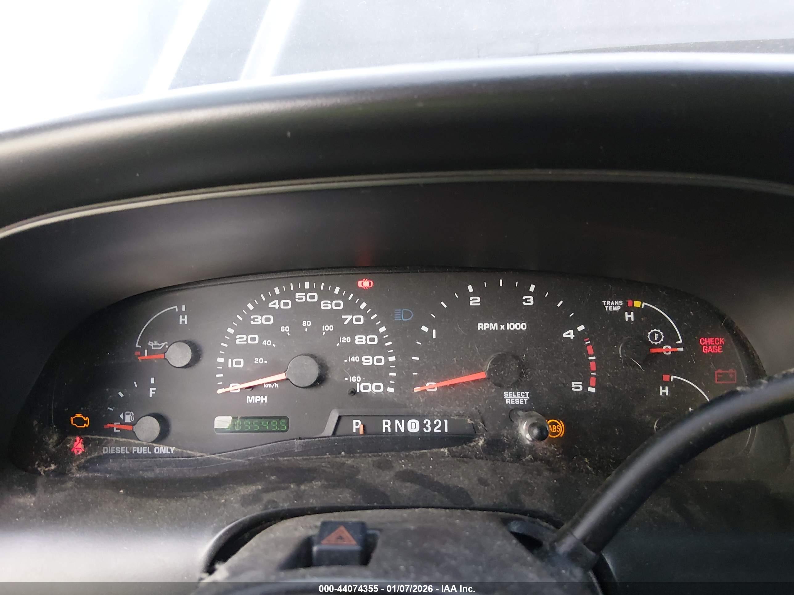 FORD EXCURSION image 7