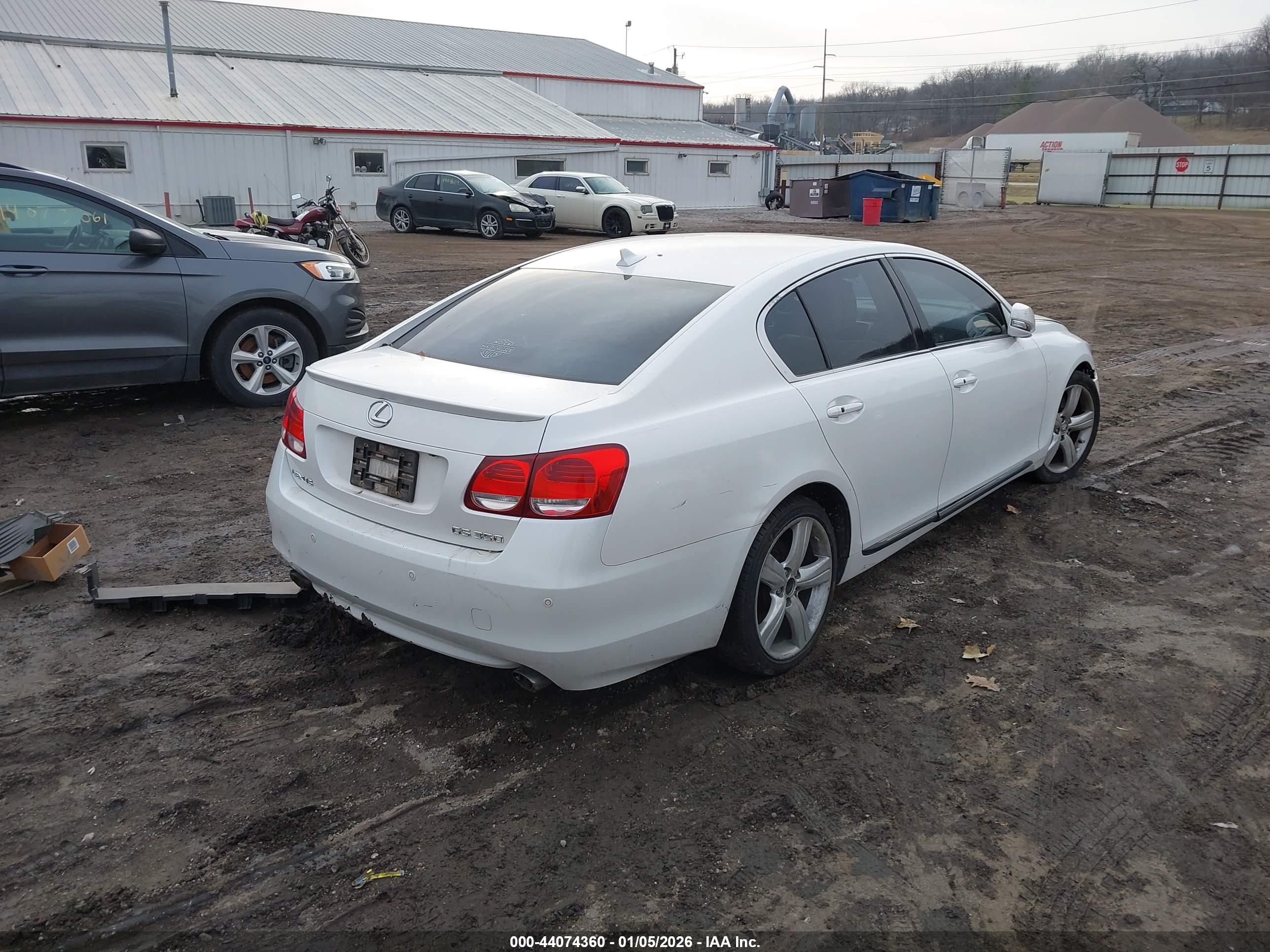 LEXUS GS image 4