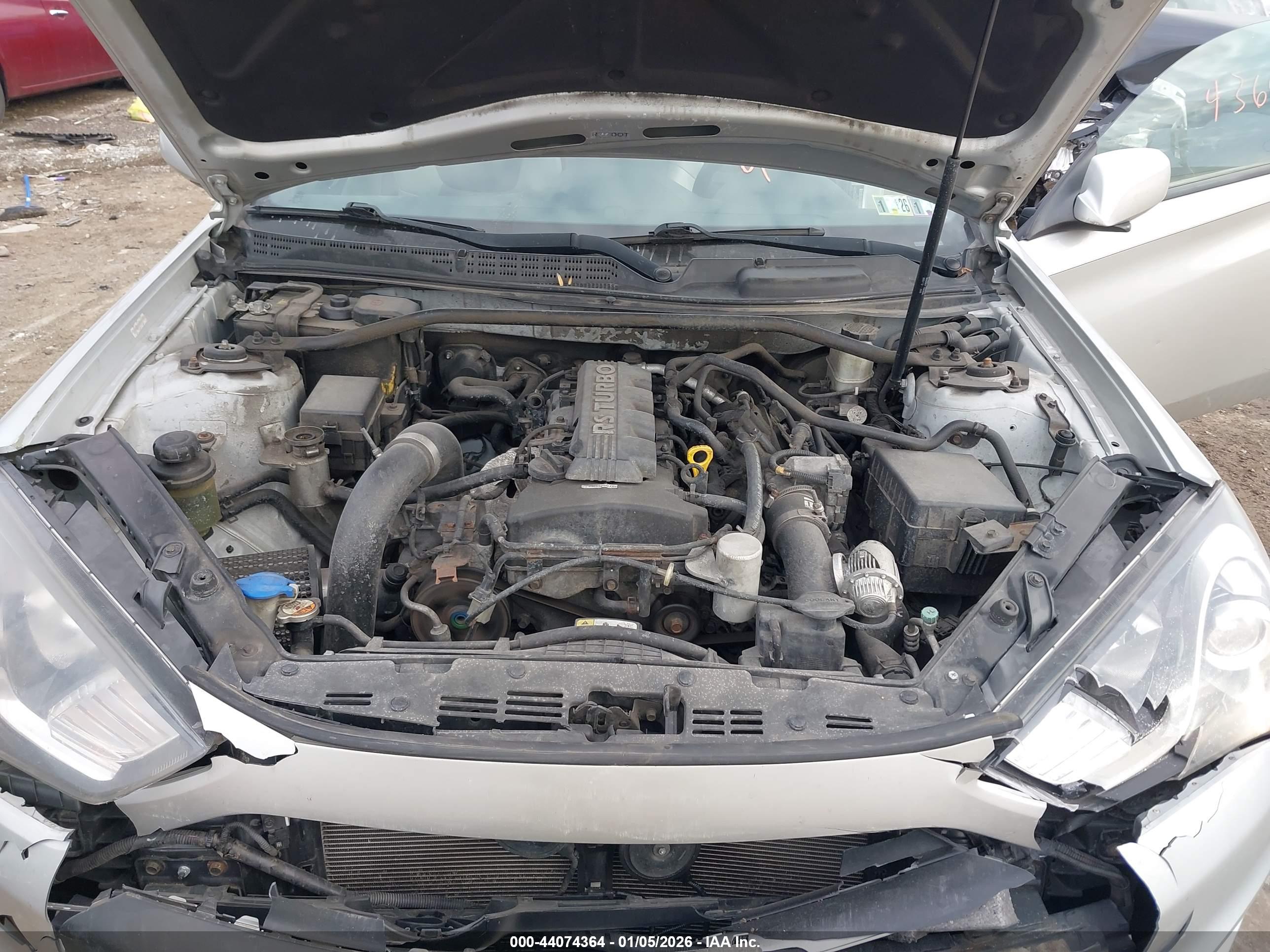 HYUNDAI GENESIS image 10