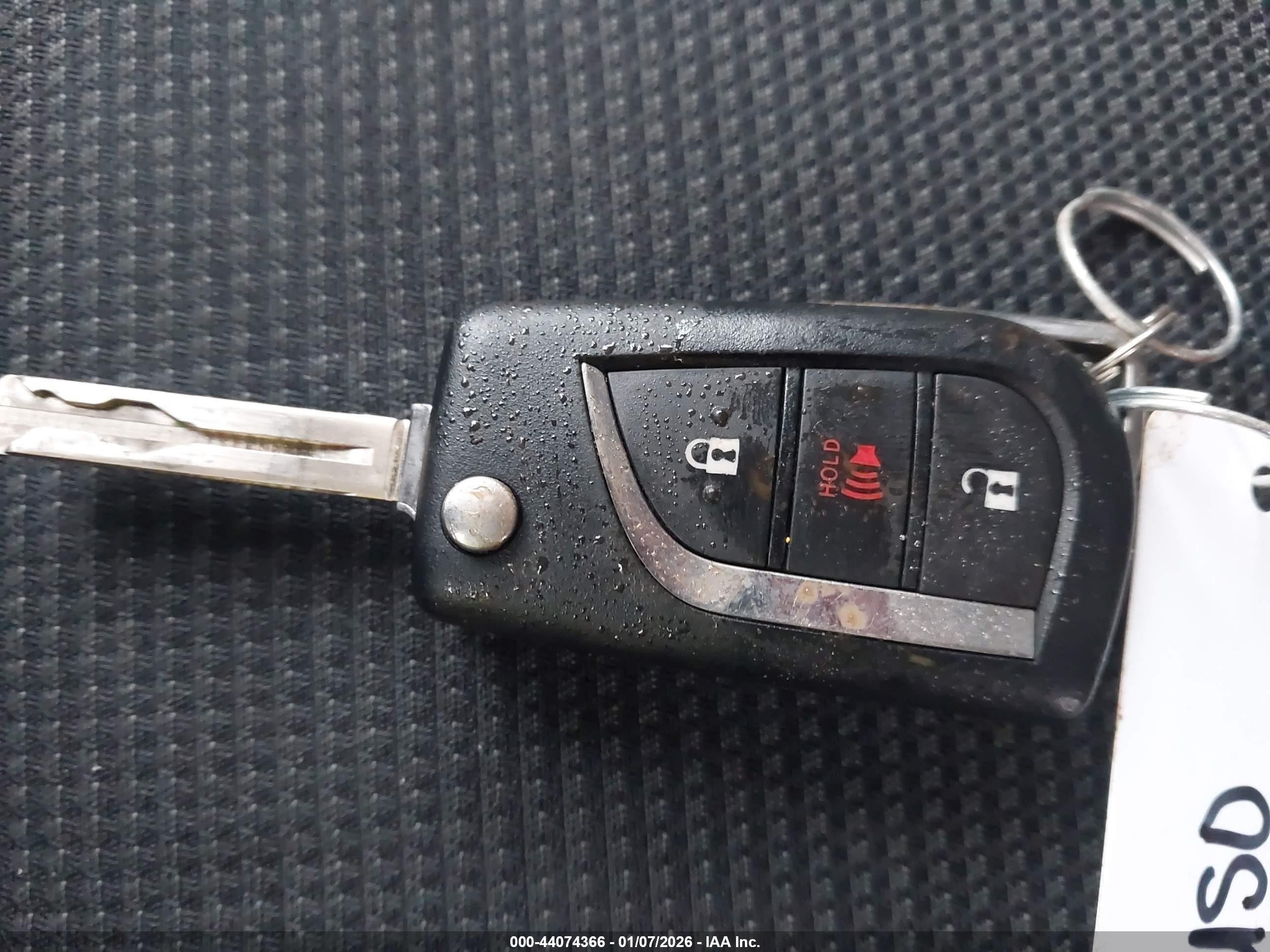 TOYOTA RAV4 image 11