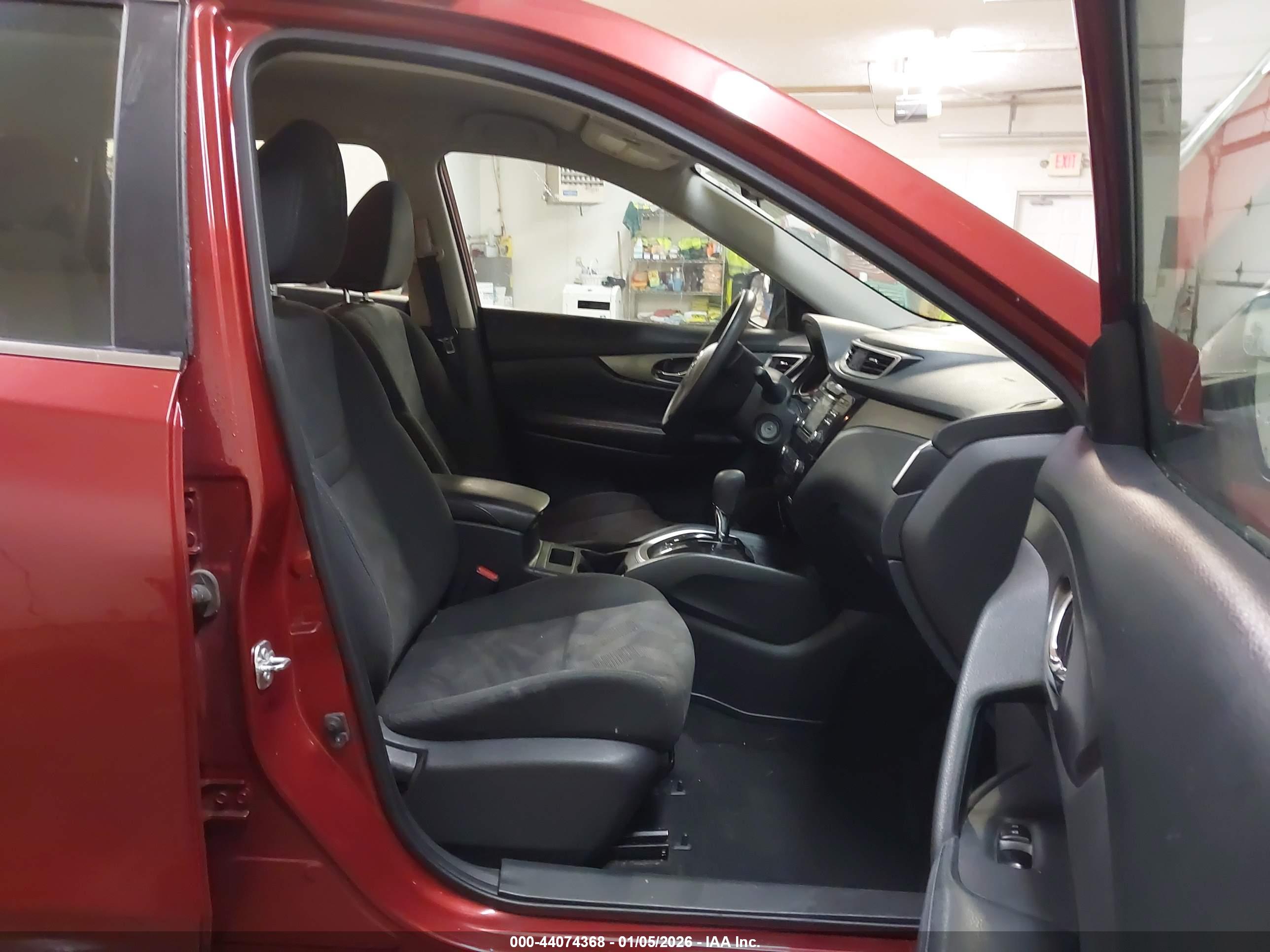 NISSAN ROGUE image 5