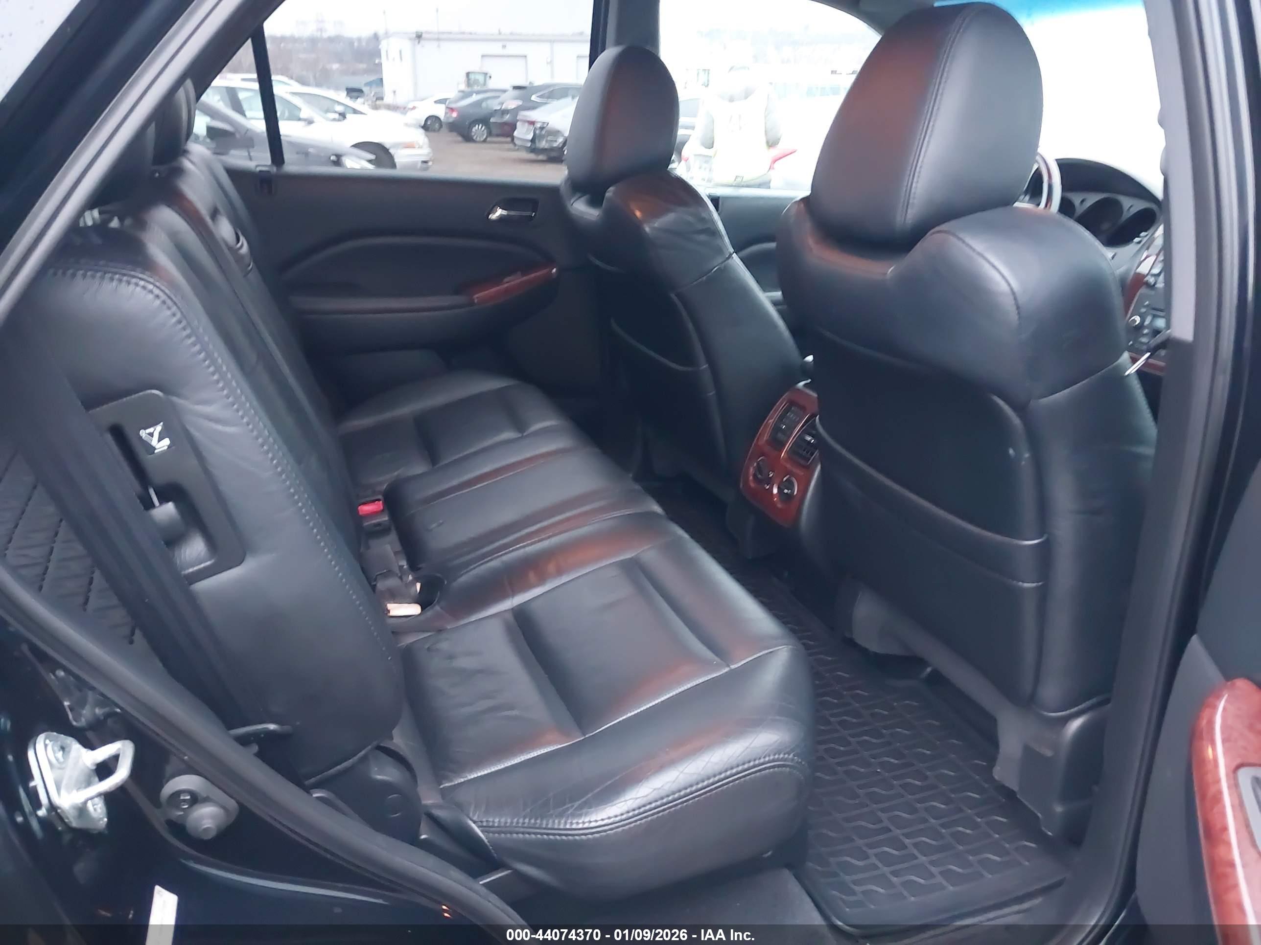 ACURA MDX image 8