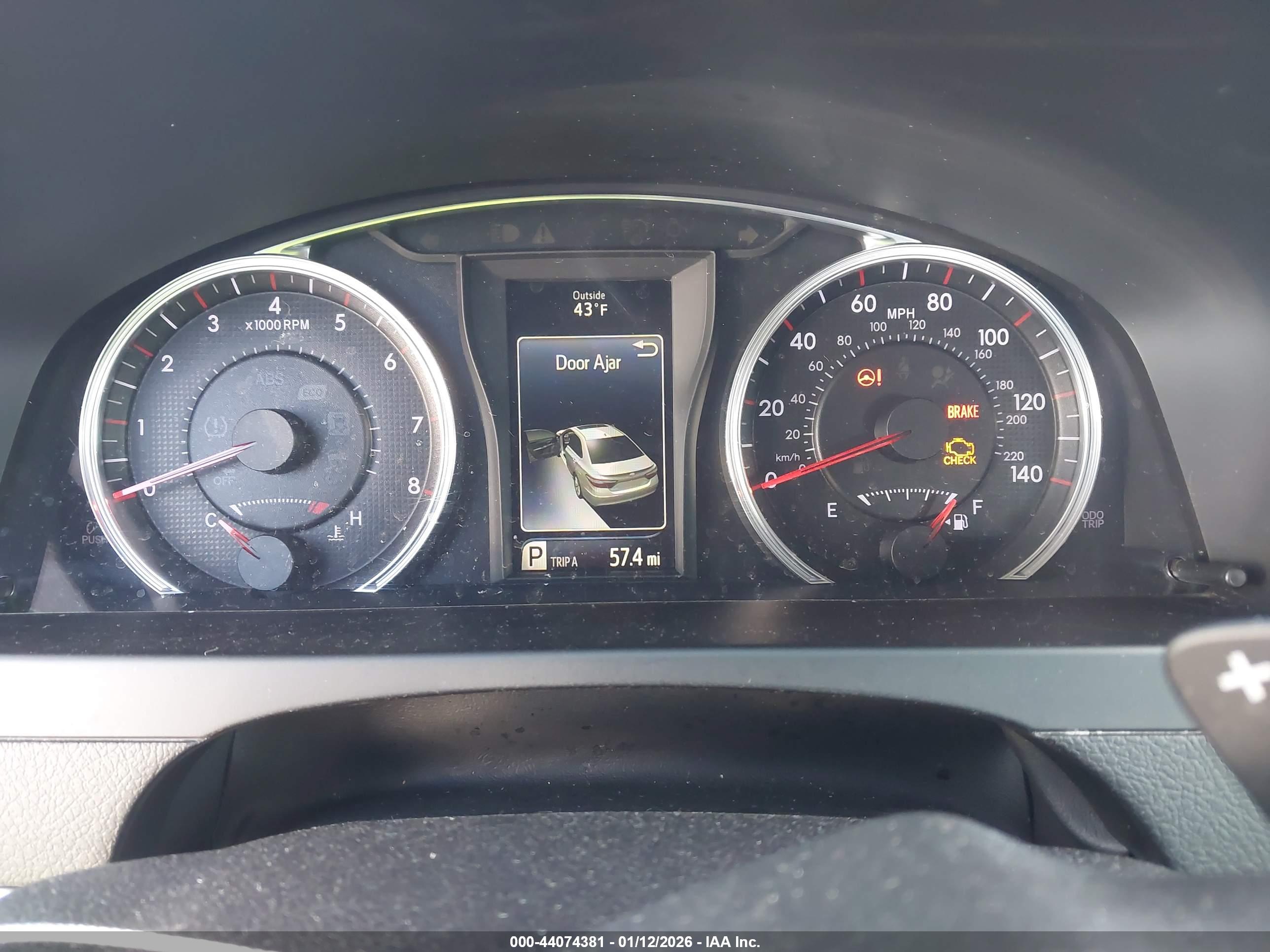 TOYOTA CAMRY image 7
