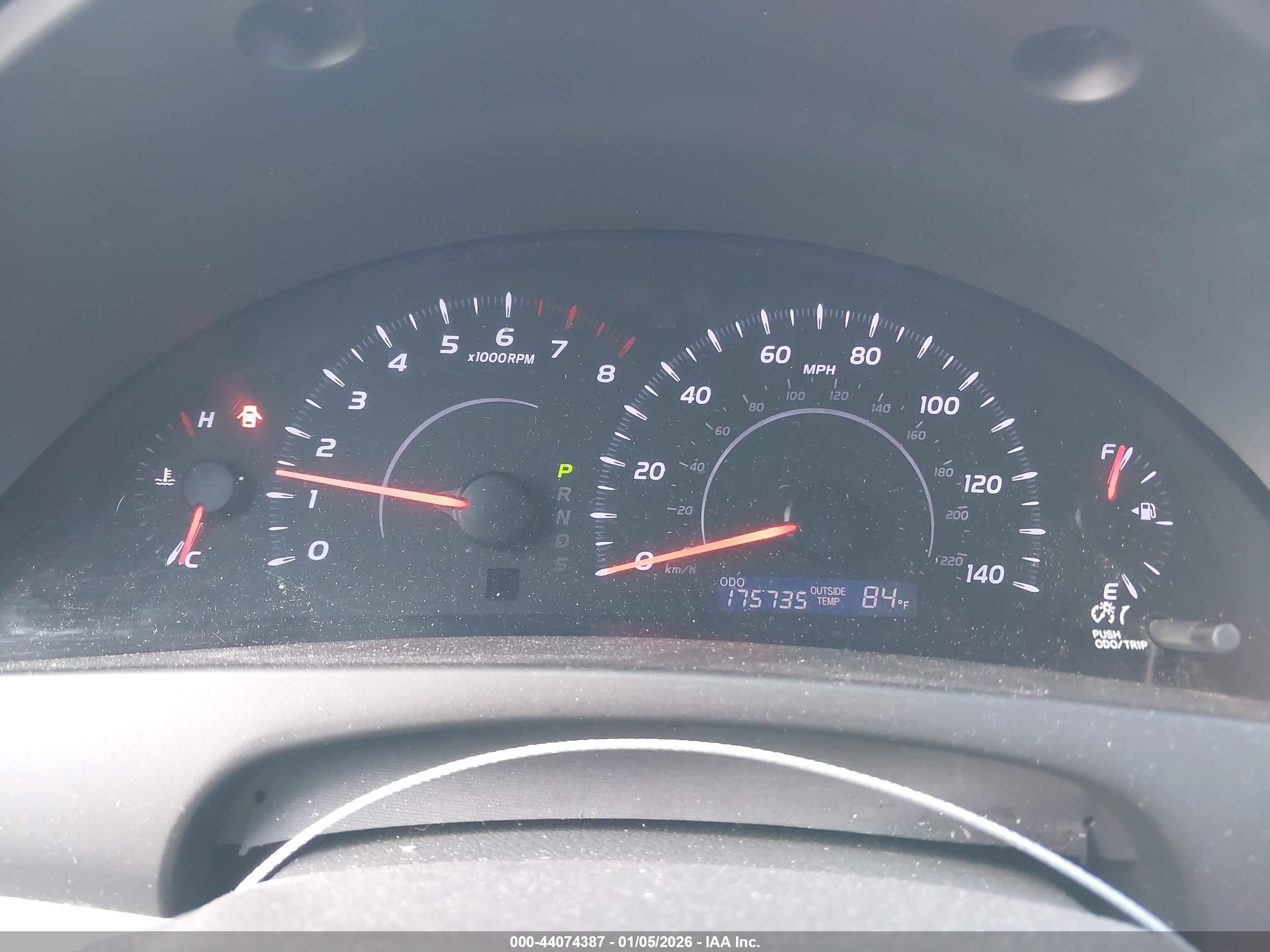 TOYOTA CAMRY image 7
