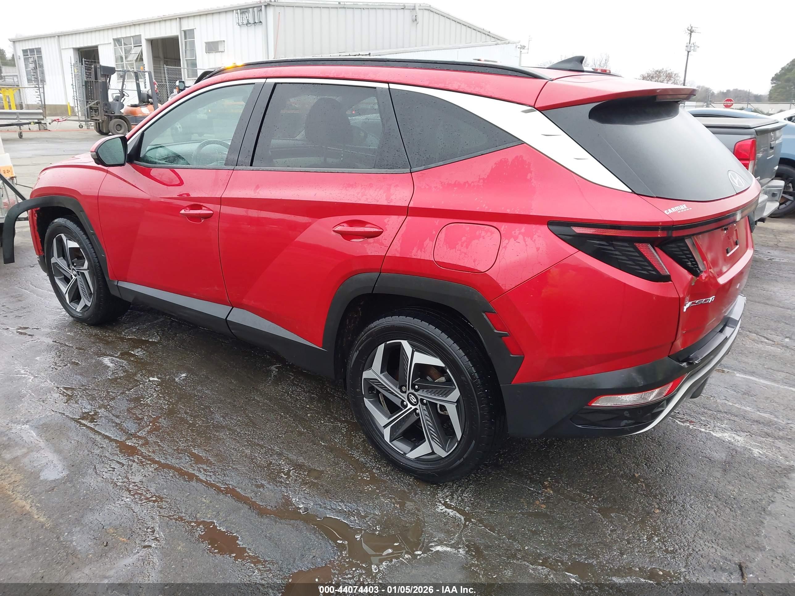 HYUNDAI TUCSON image 3