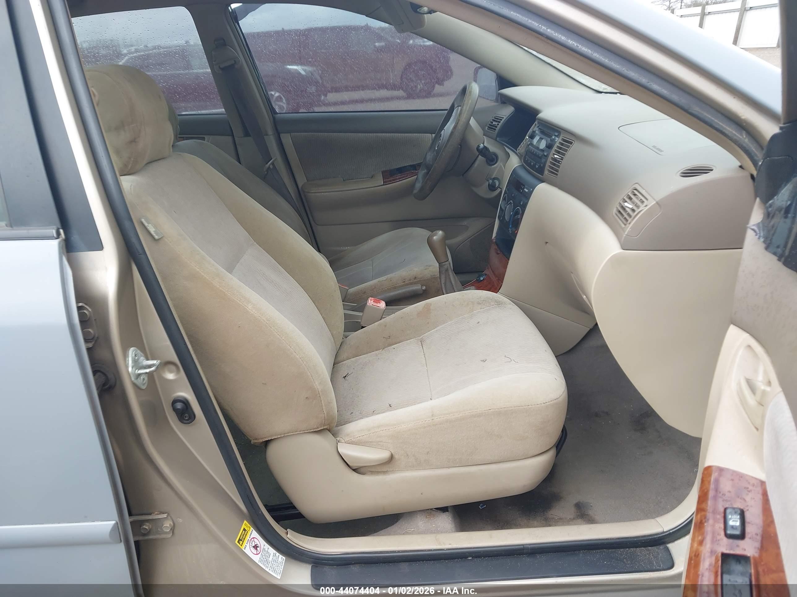 TOYOTA COROLLA image 5