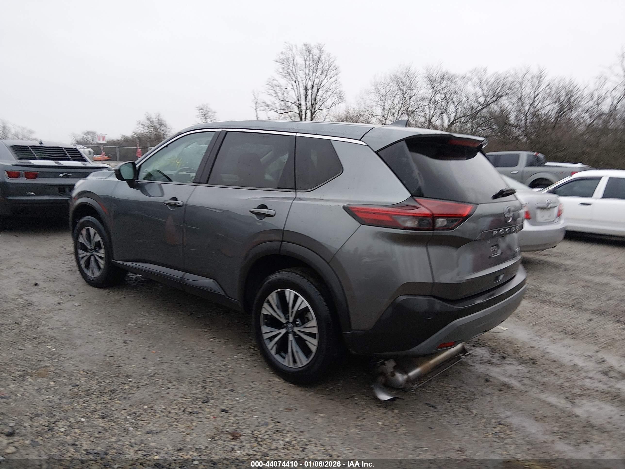 NISSAN ROGUE image 3