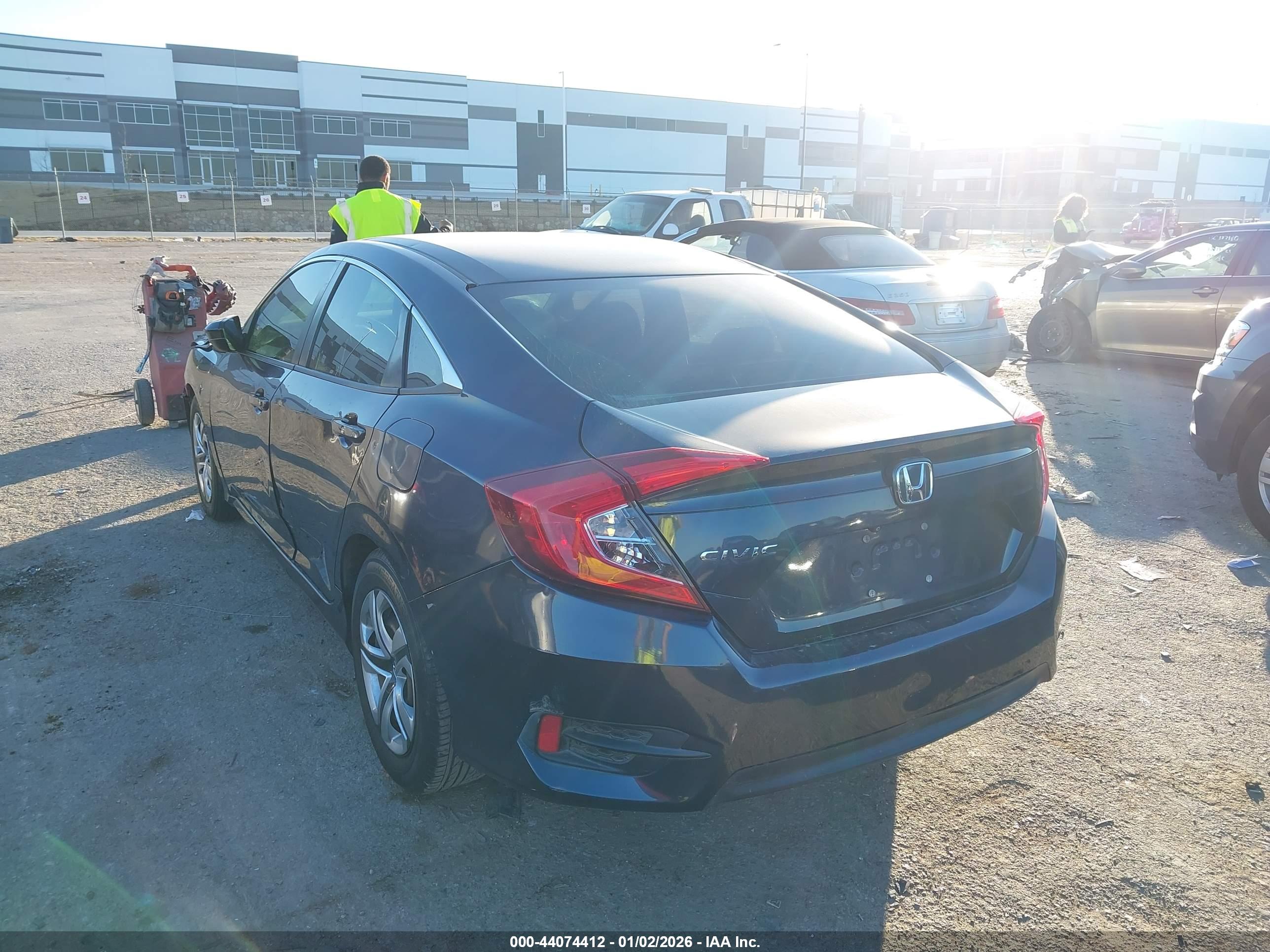 HONDA CIVIC image 3