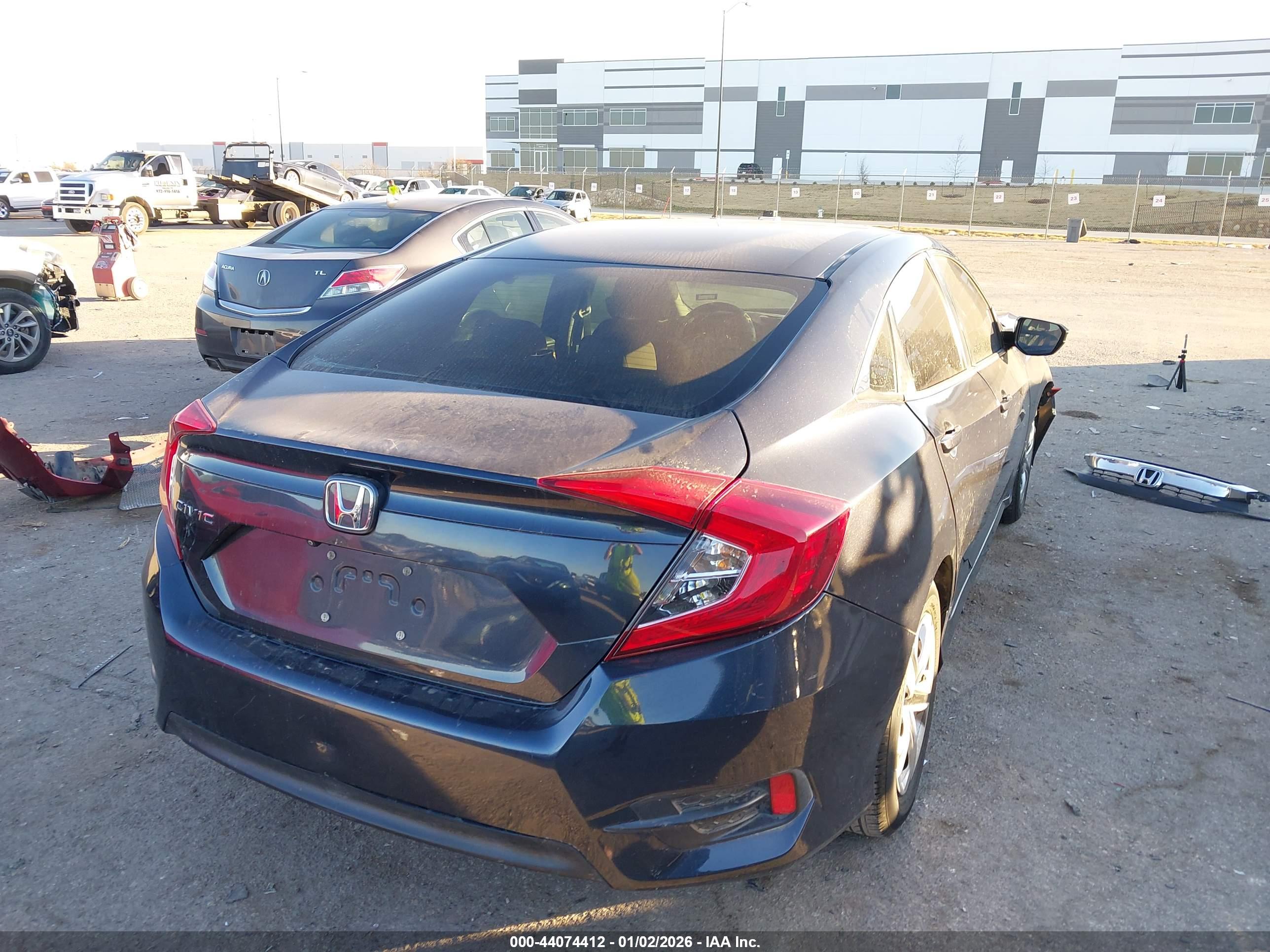 HONDA CIVIC image 4