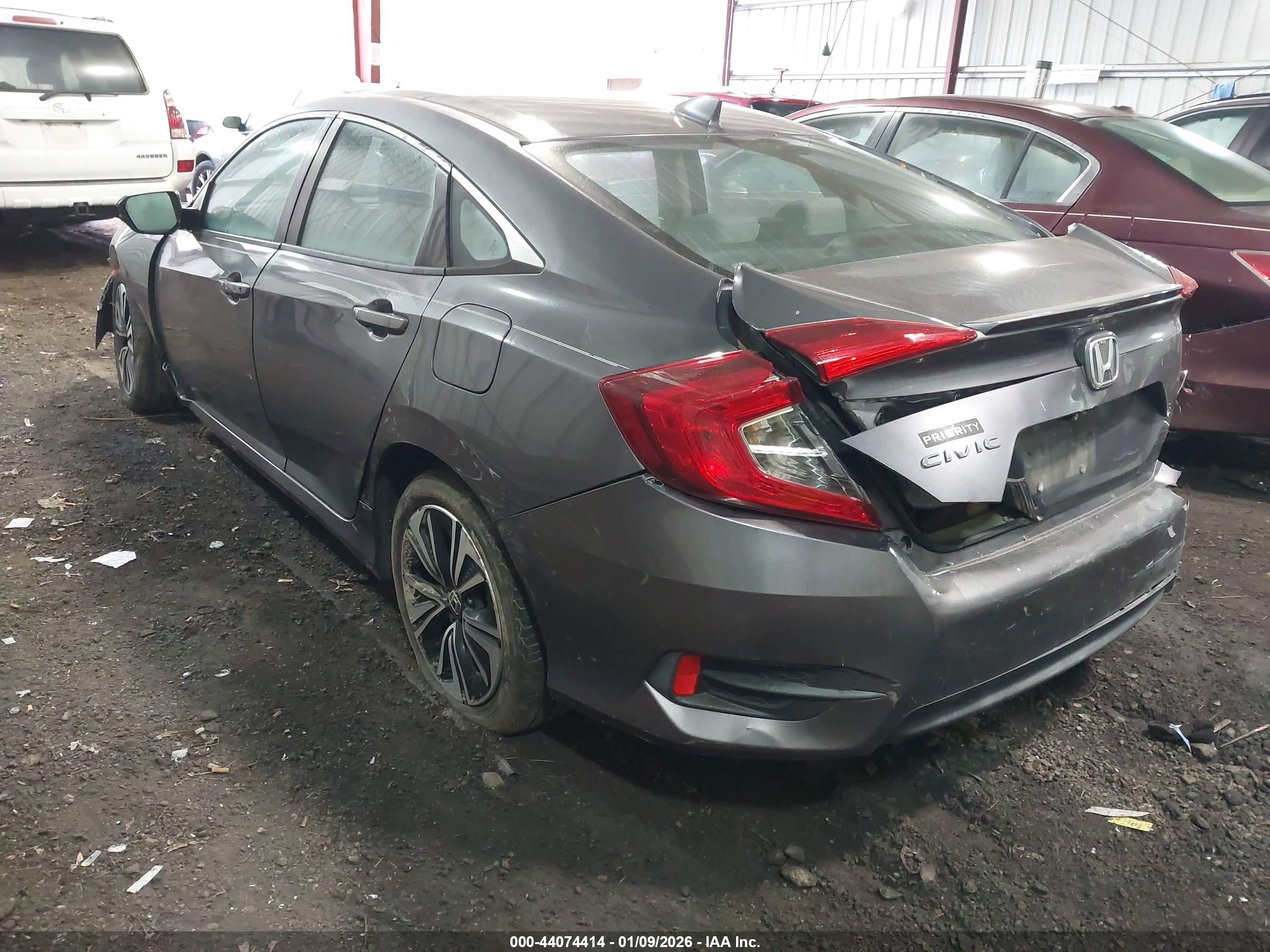 HONDA CIVIC image 3