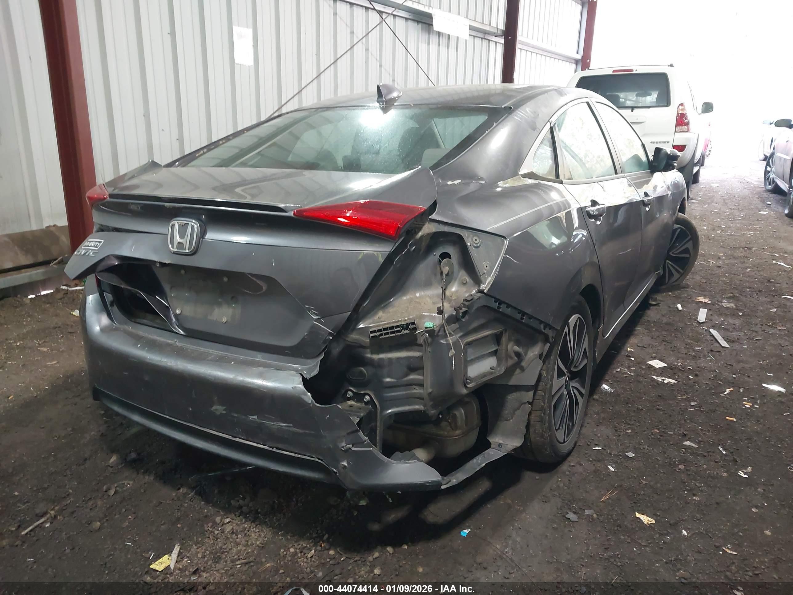 HONDA CIVIC image 4