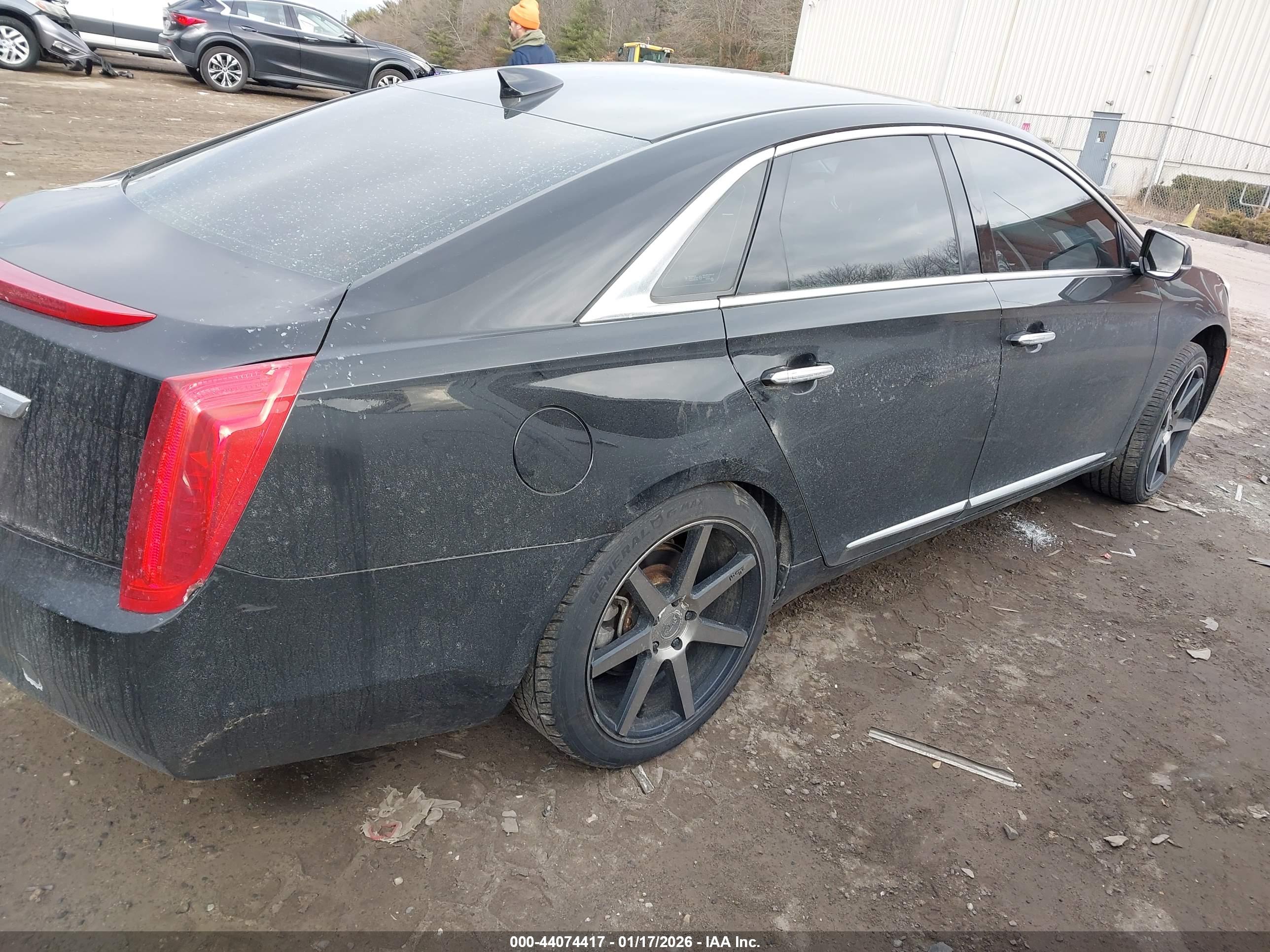 CADILLAC XTS image 4