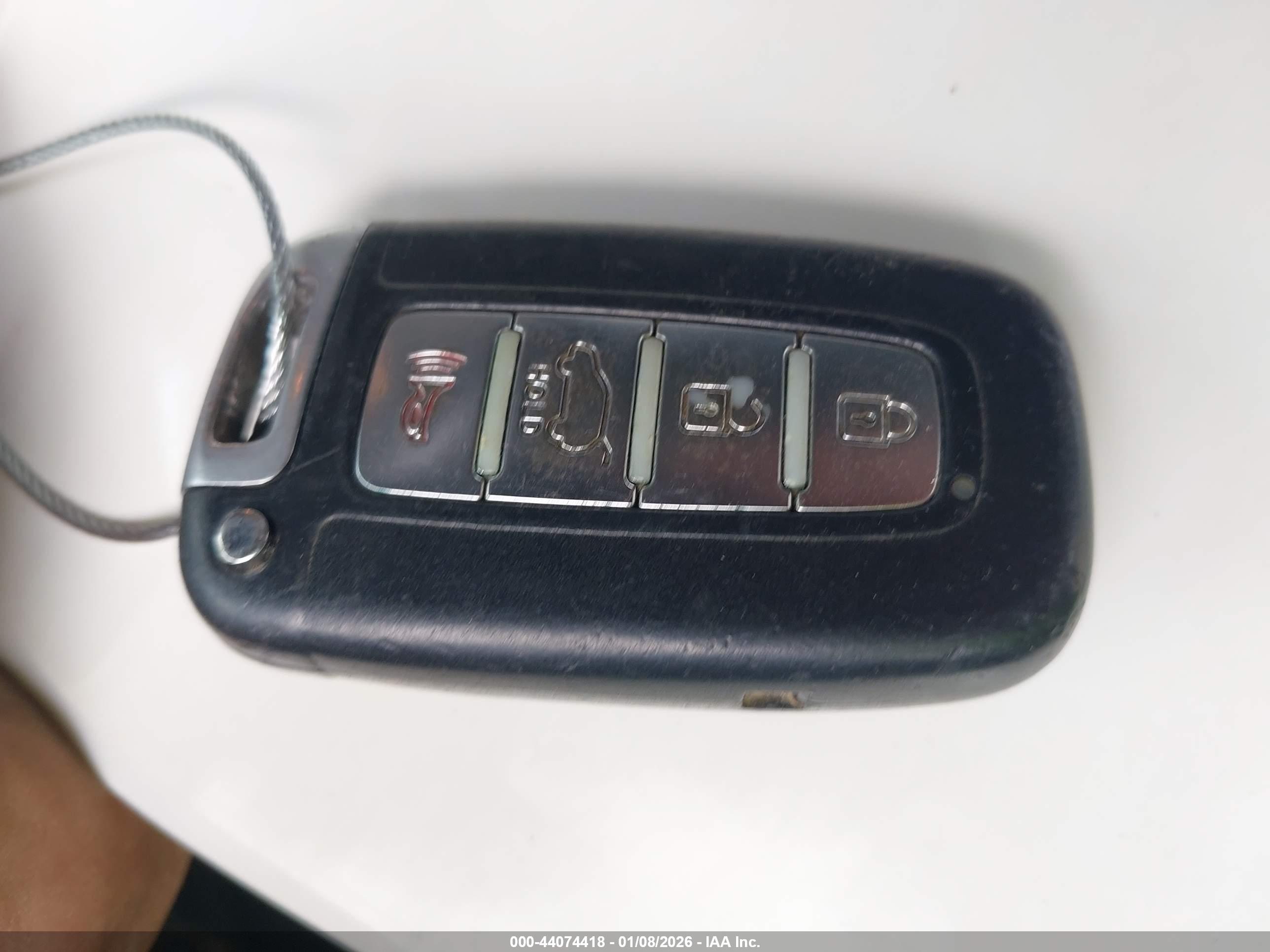 KIA SORENTO image 11