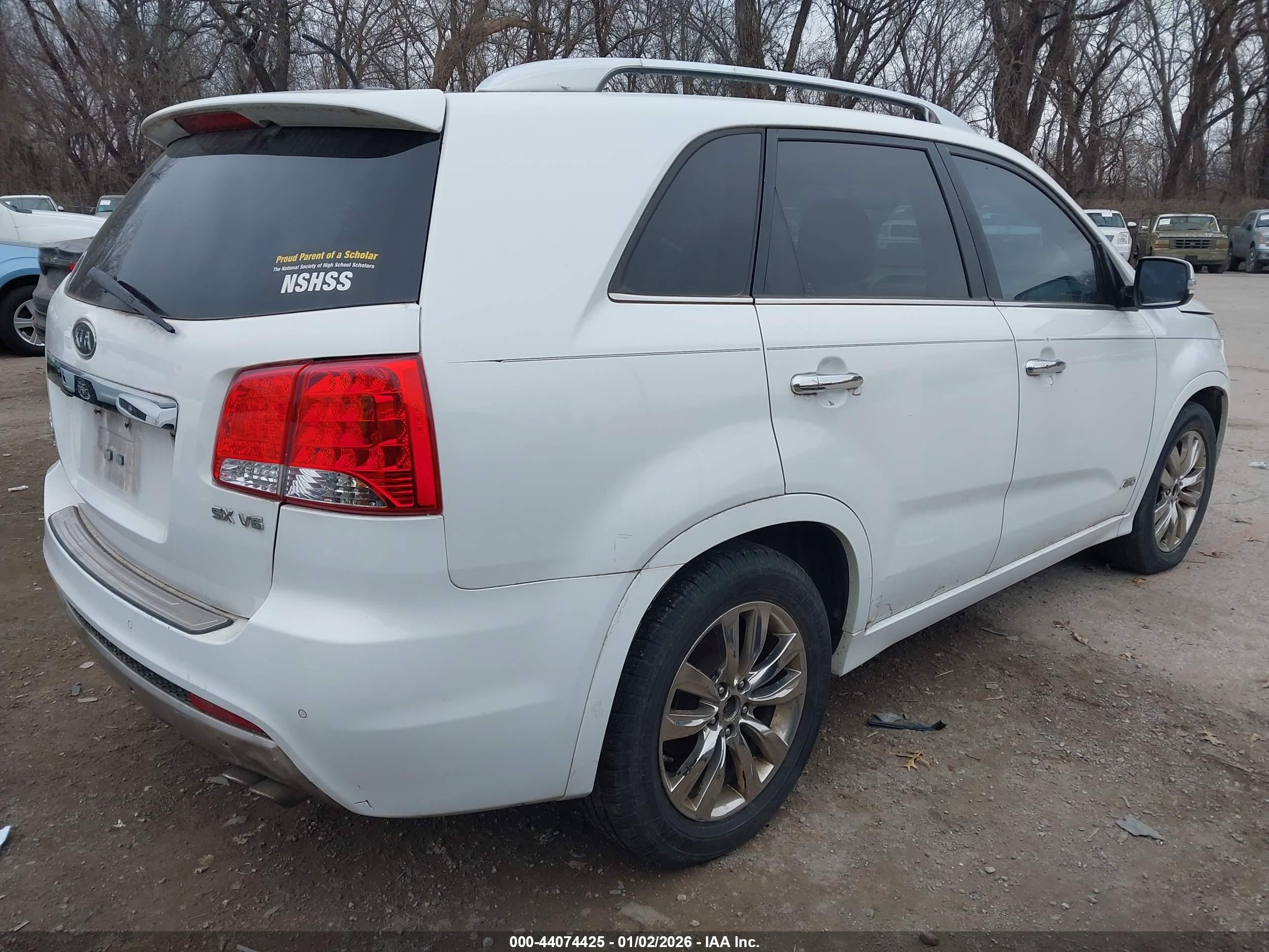 KIA SORENTO image 4