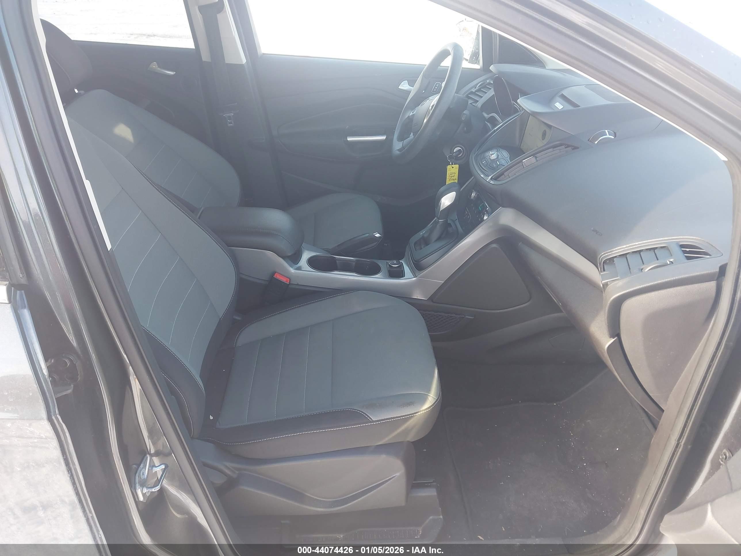 FORD ESCAPE image 5