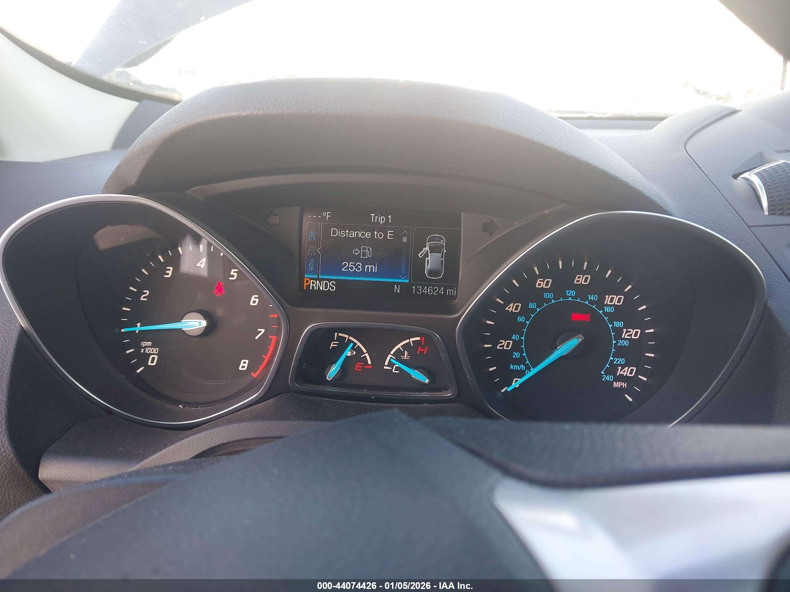 FORD ESCAPE image 7