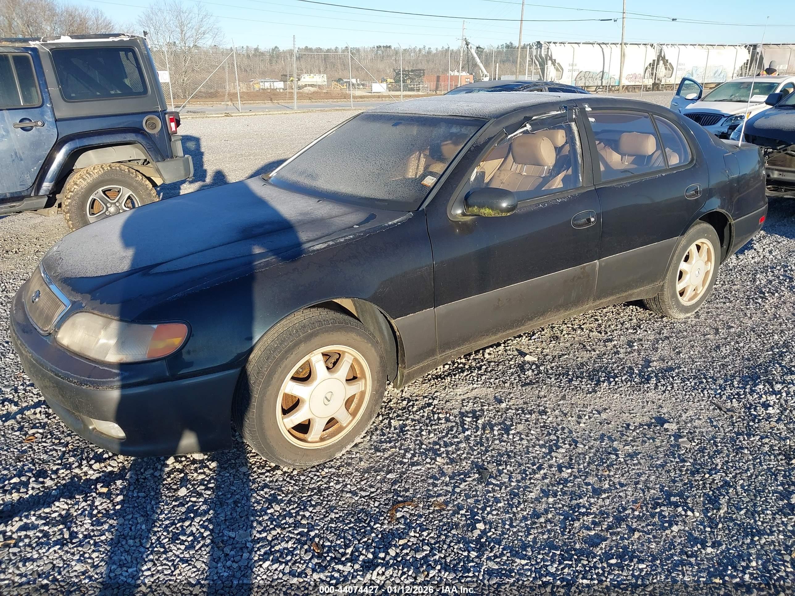 LEXUS GS image 2