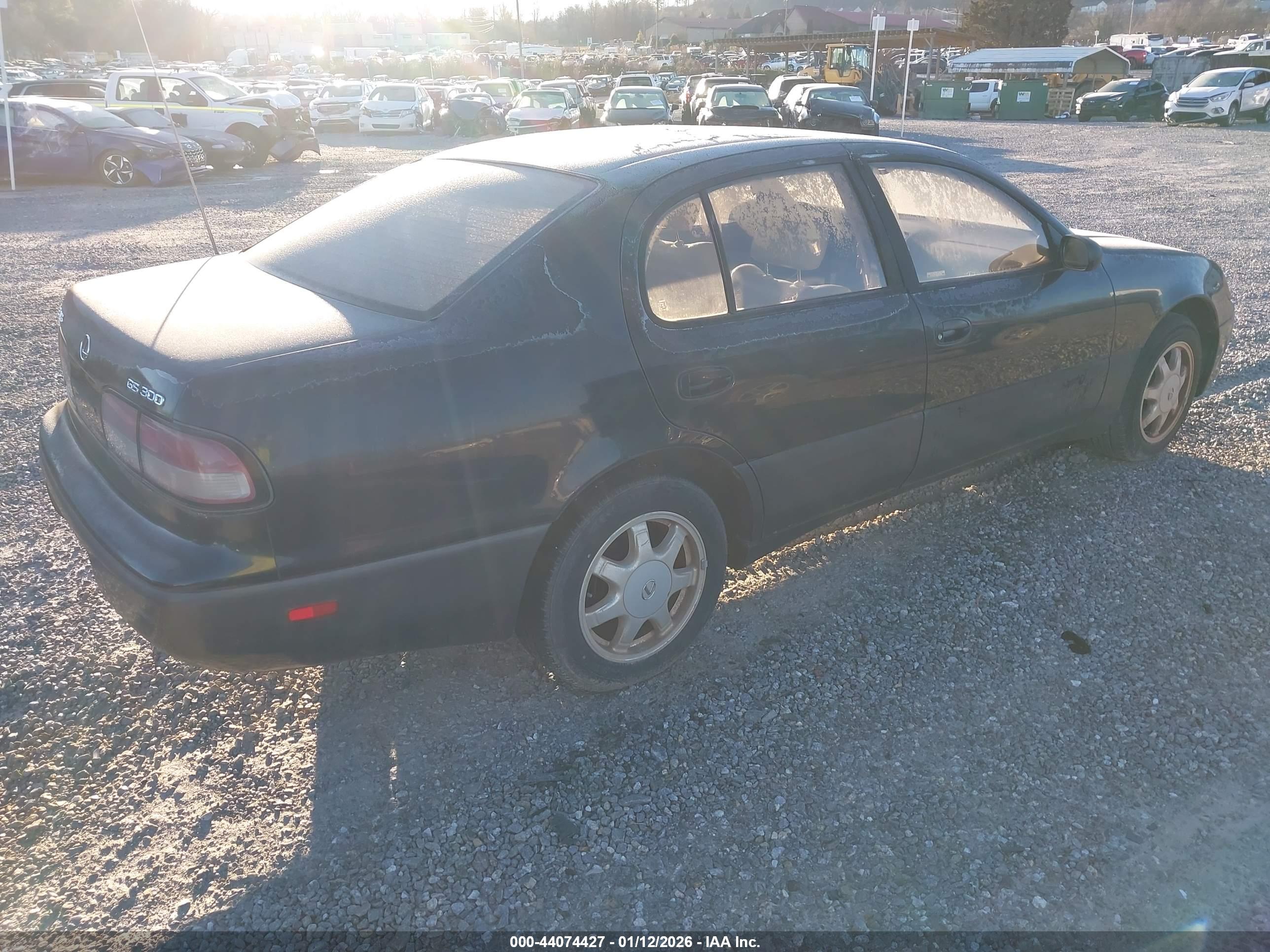 LEXUS GS image 4