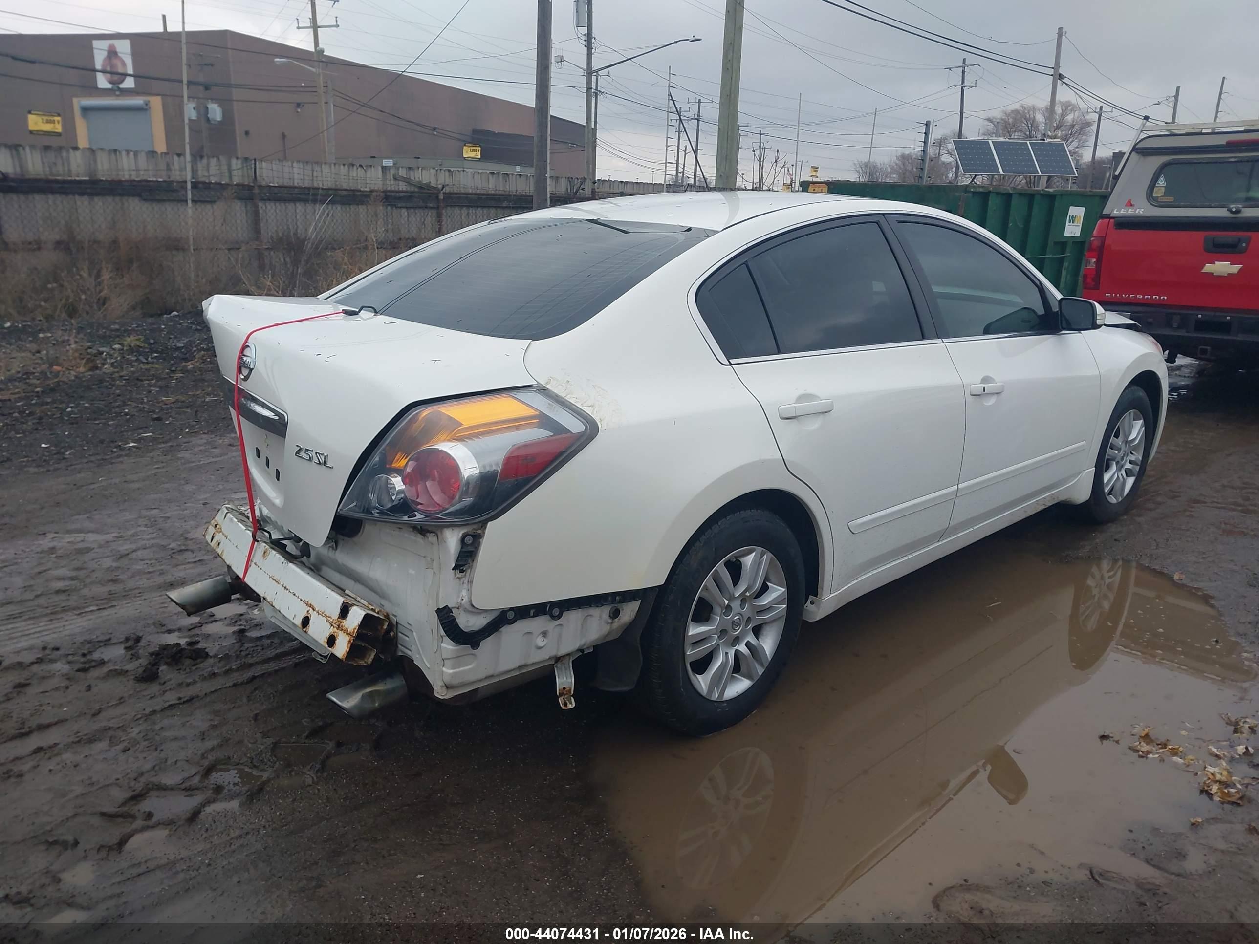 NISSAN ALTIMA image 4