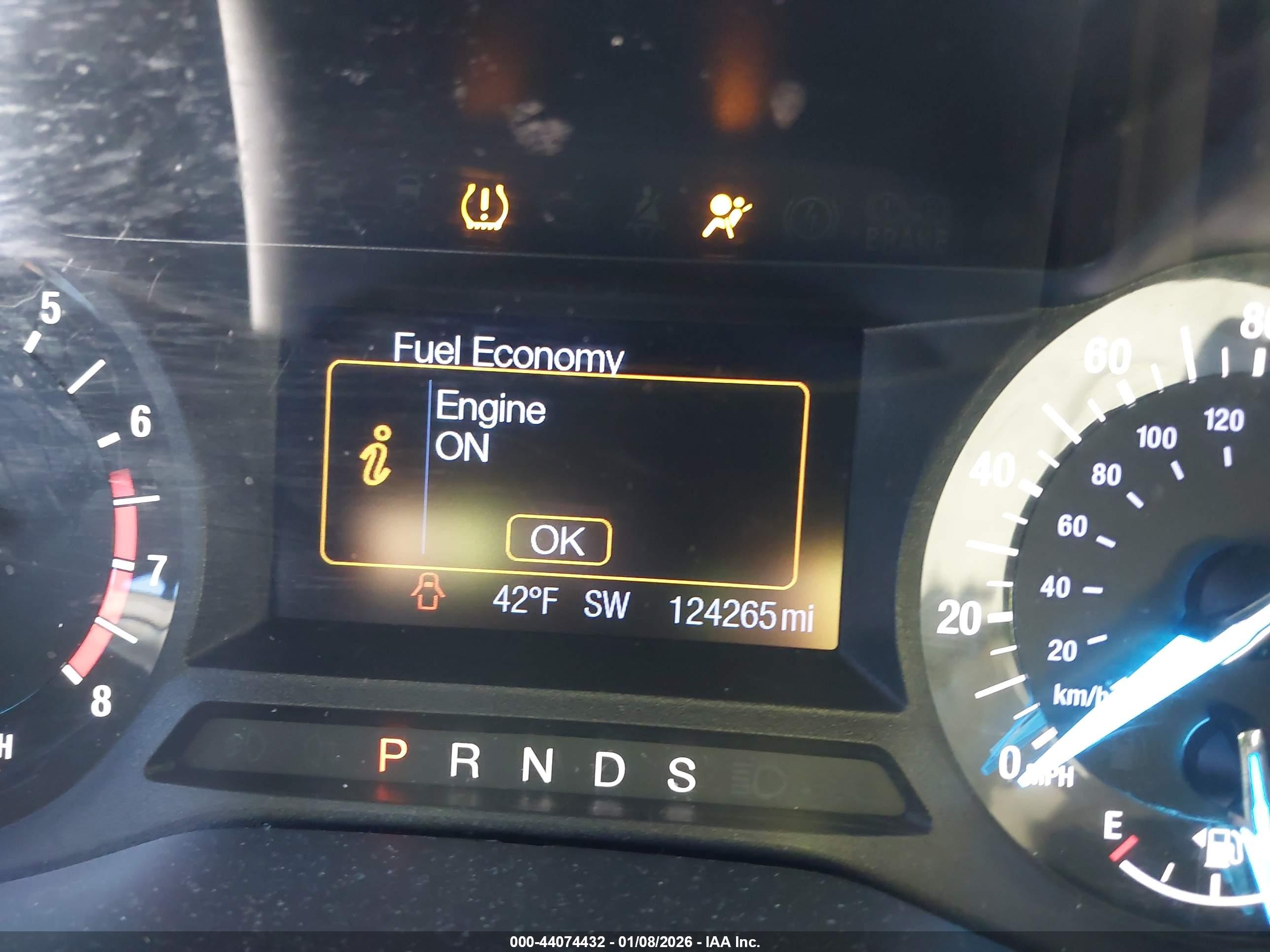 FORD FUSION image 7