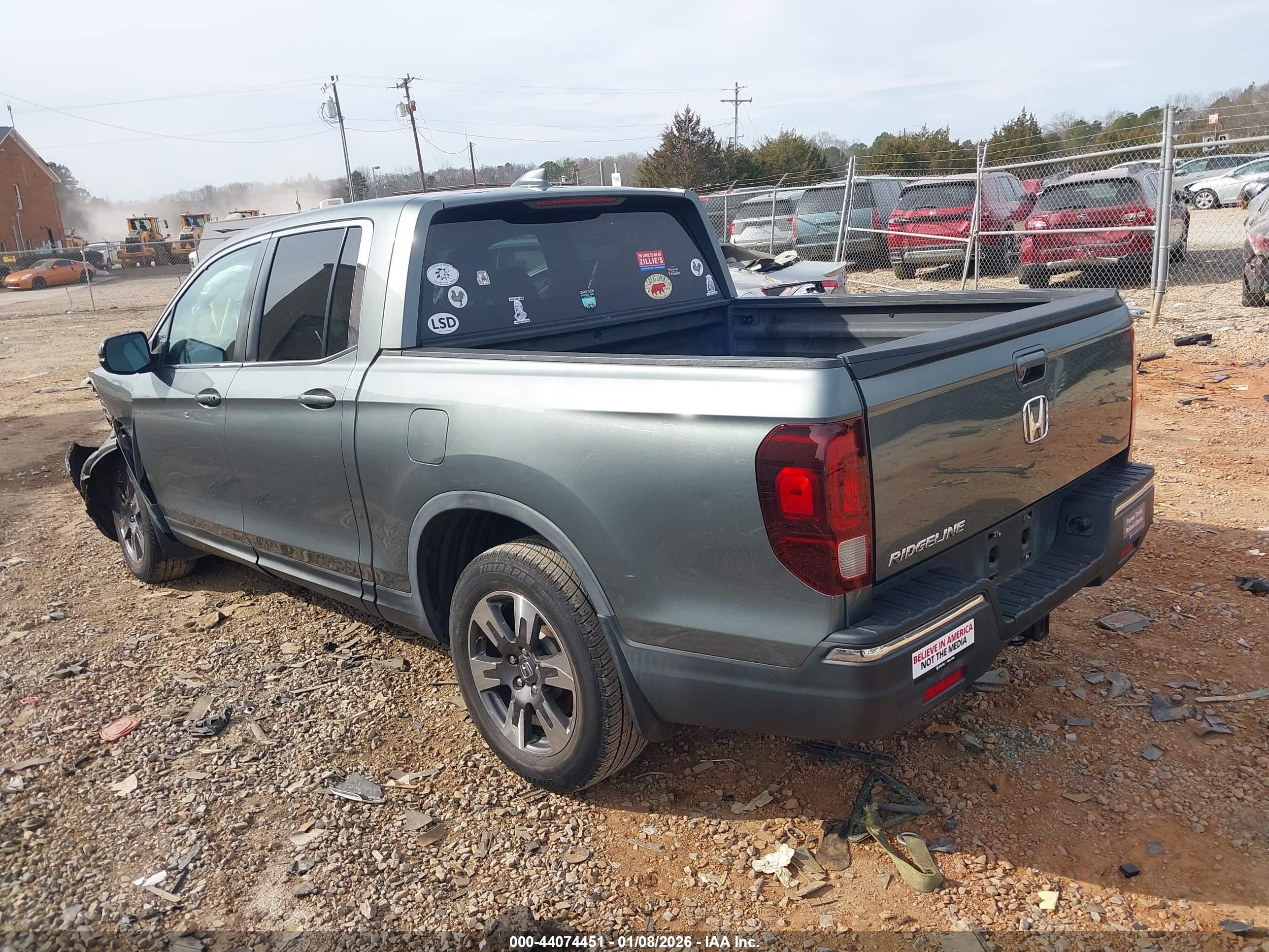 HONDA RIDGELINE image 3