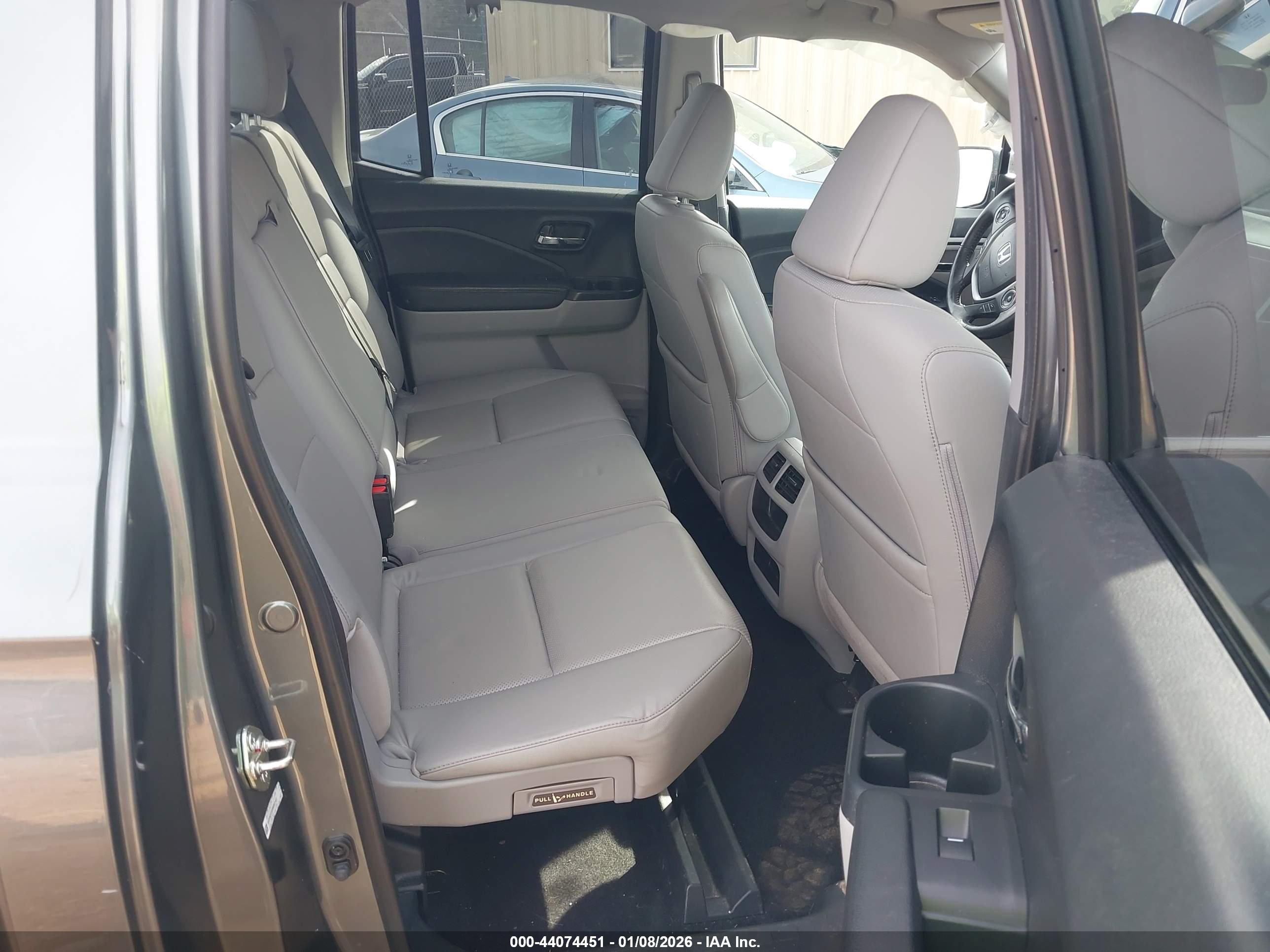 HONDA RIDGELINE image 8