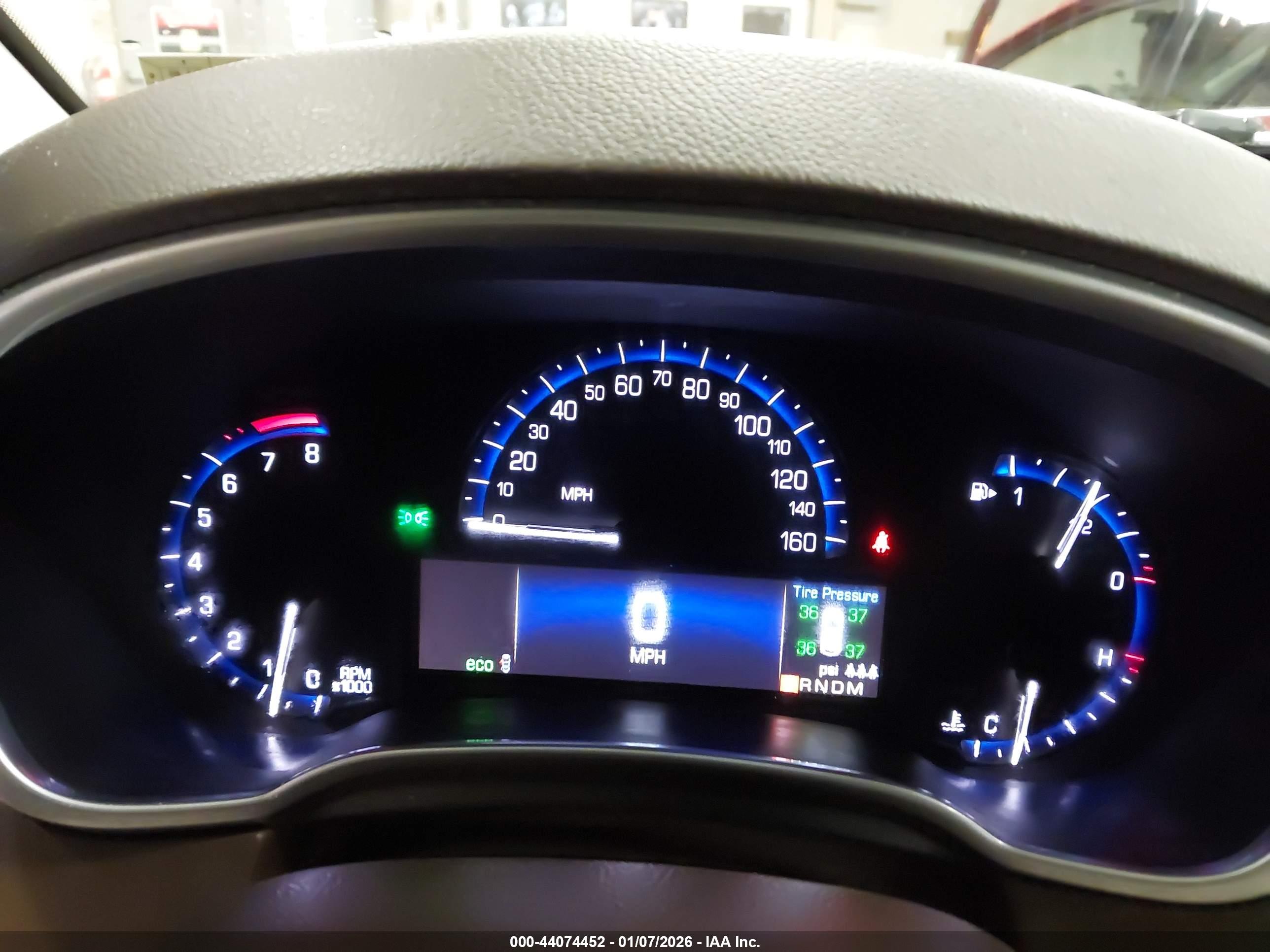 CADILLAC SRX image 7