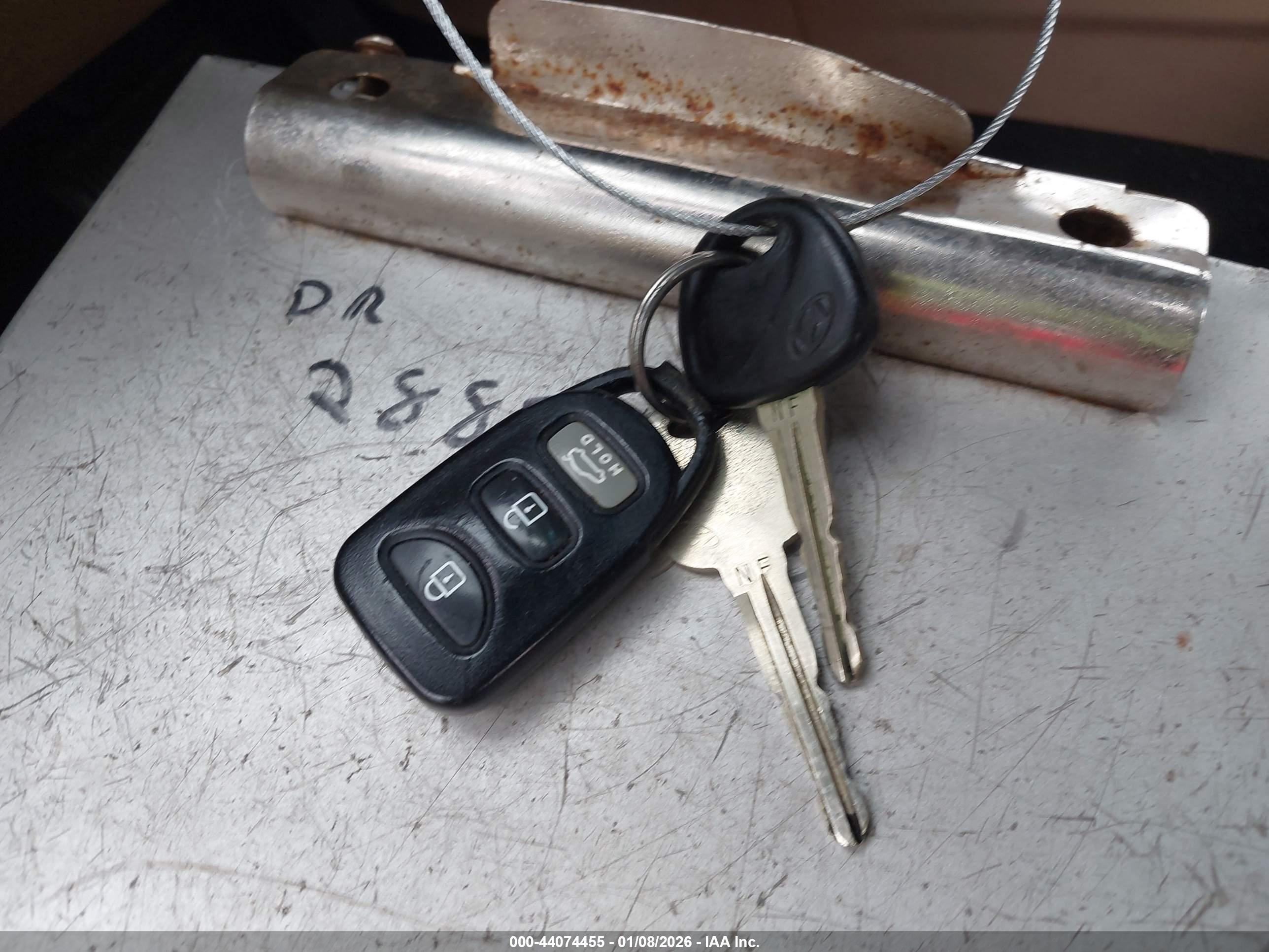 HYUNDAI SONATA image 11