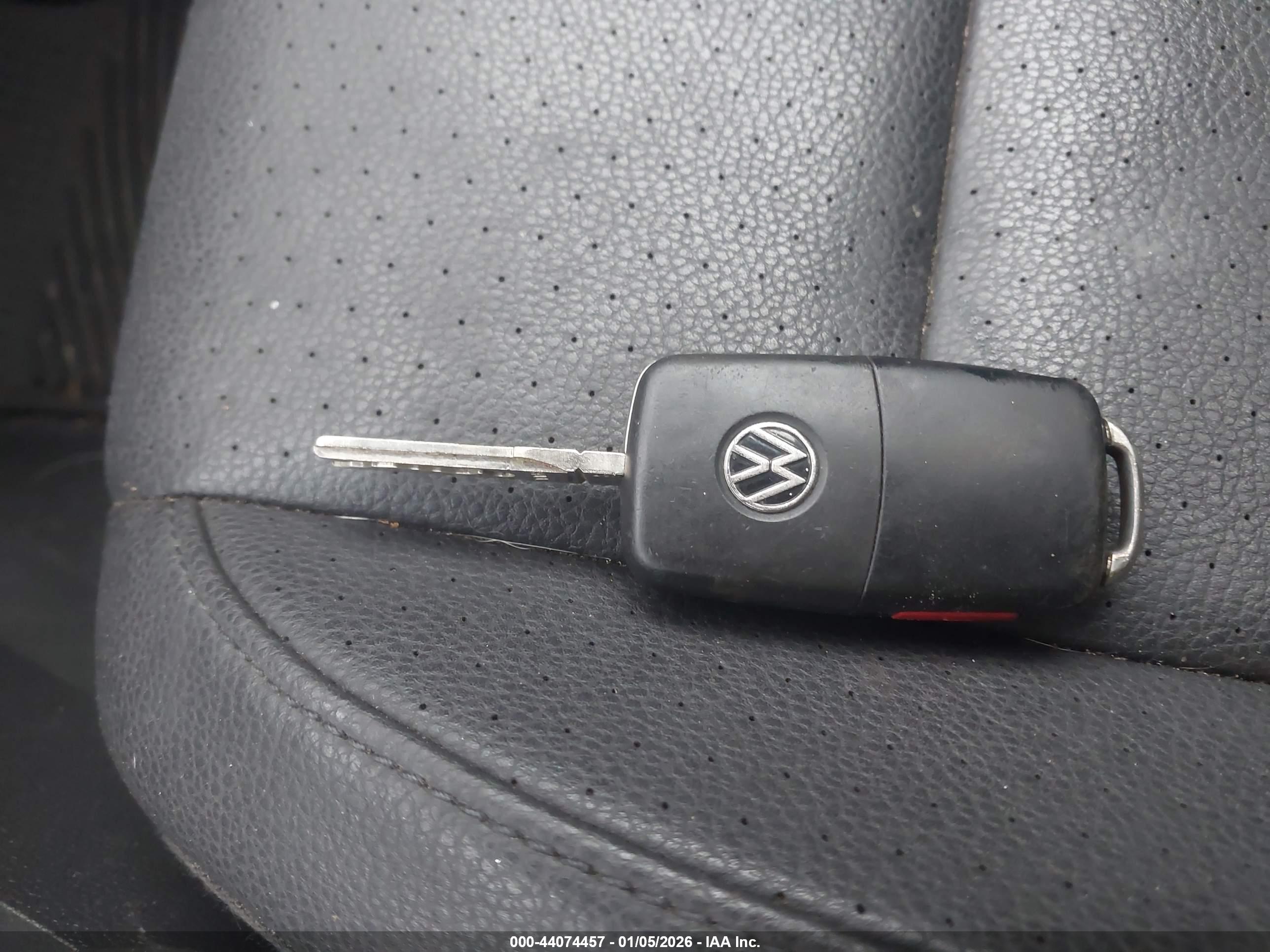 VOLKSWAGEN JETTA image 11