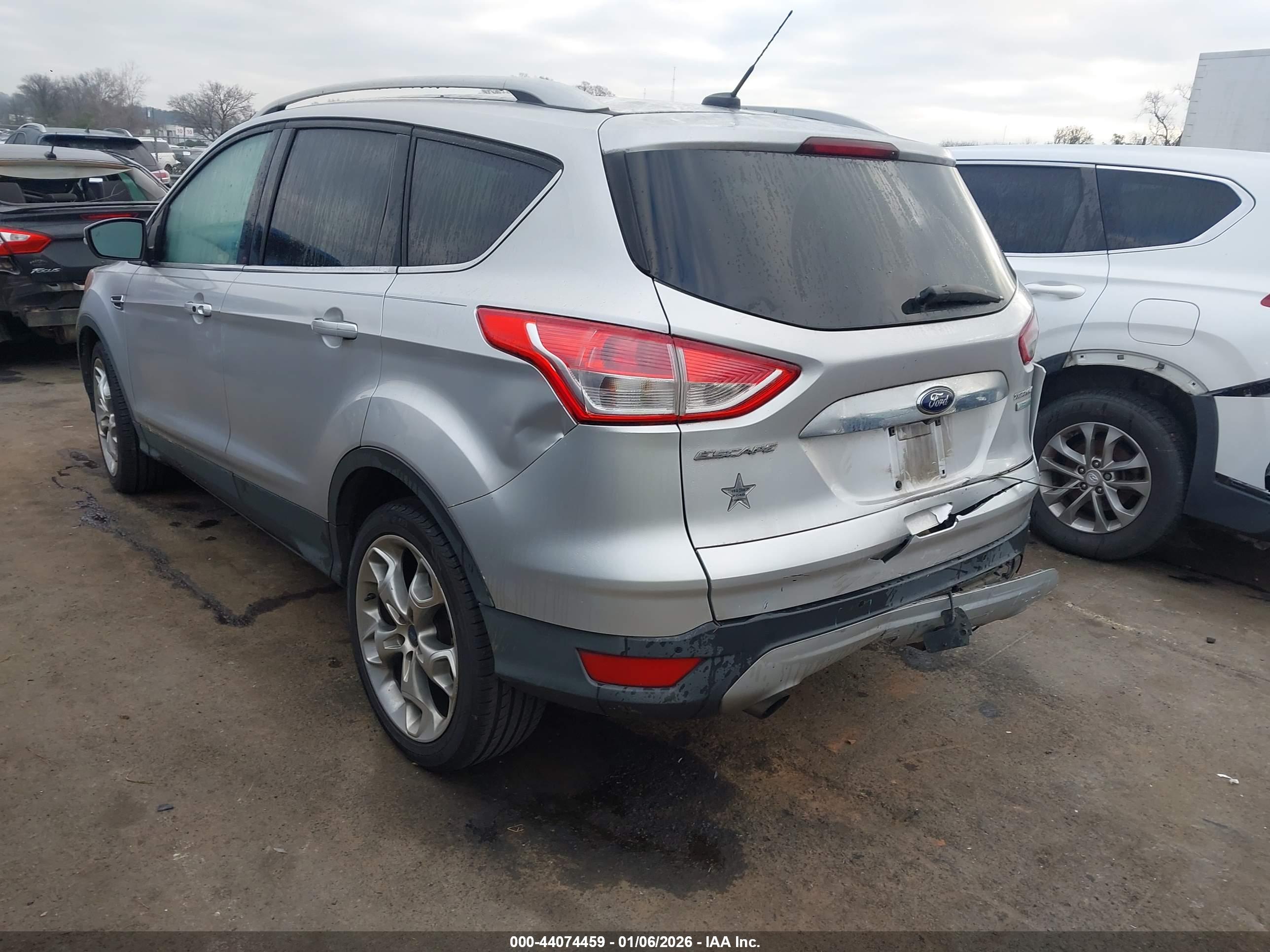FORD ESCAPE image 3