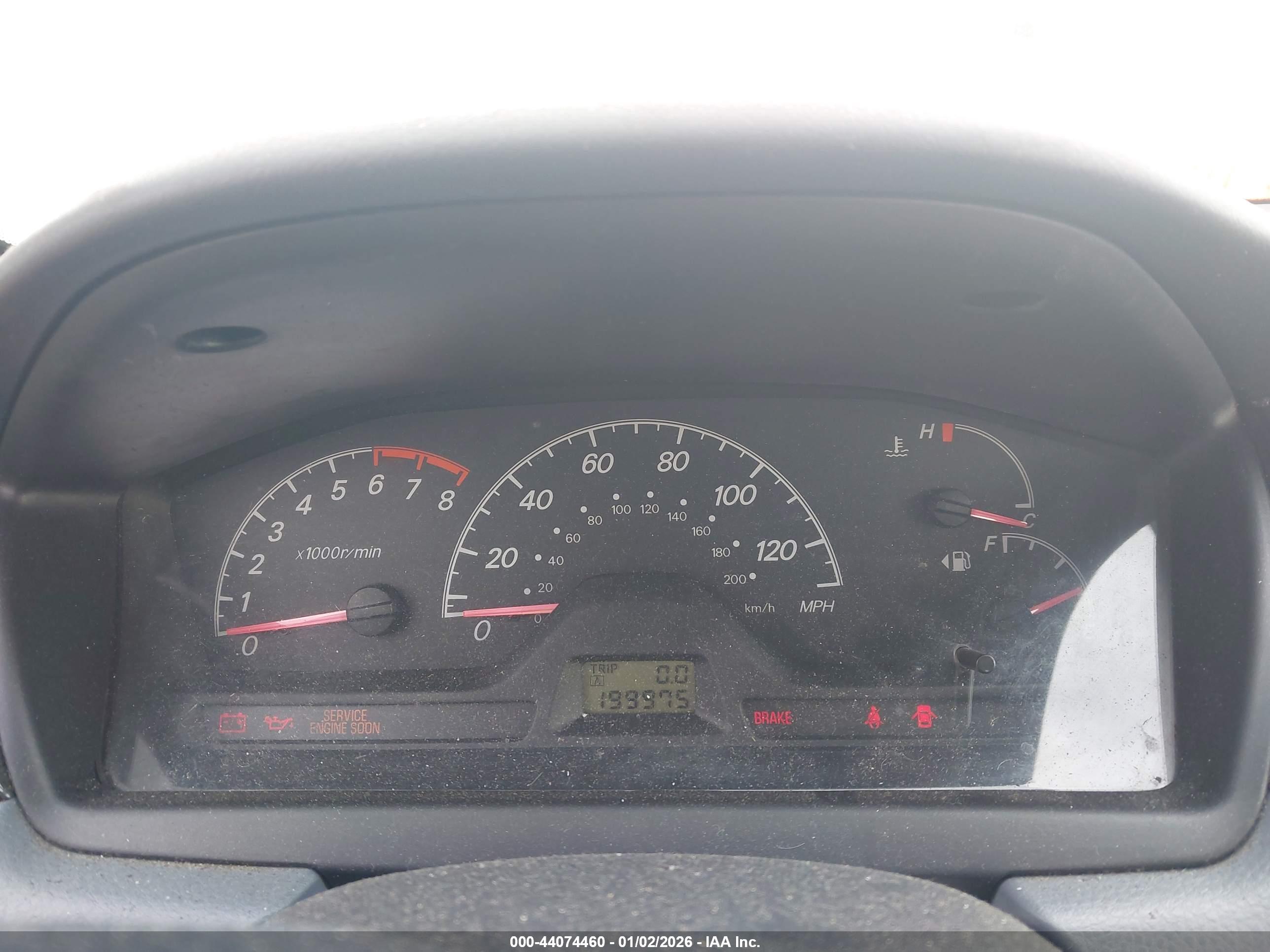 MITSUBISHI LANCER image 7