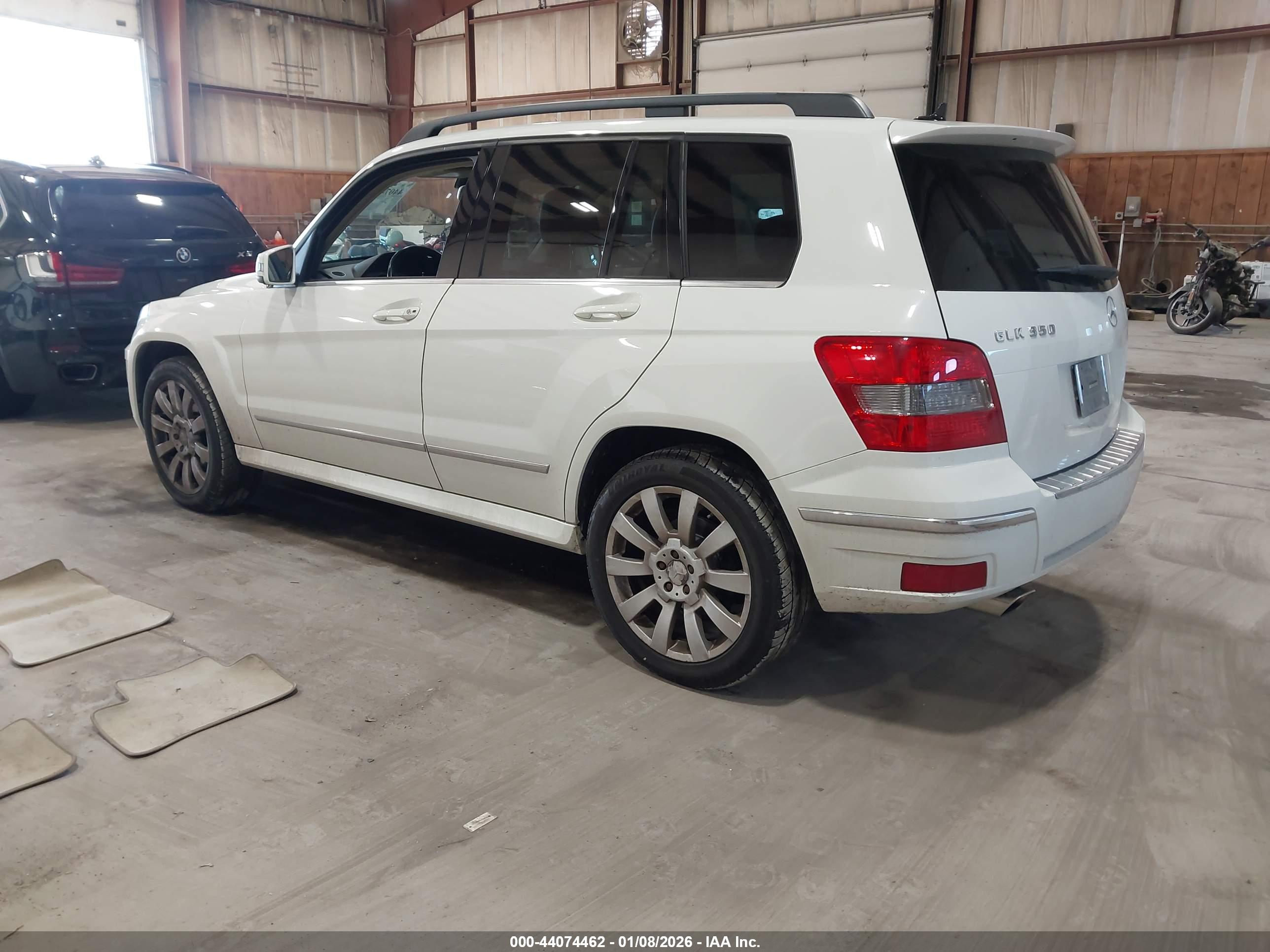 MERCEDES-BENZ GLK image 3