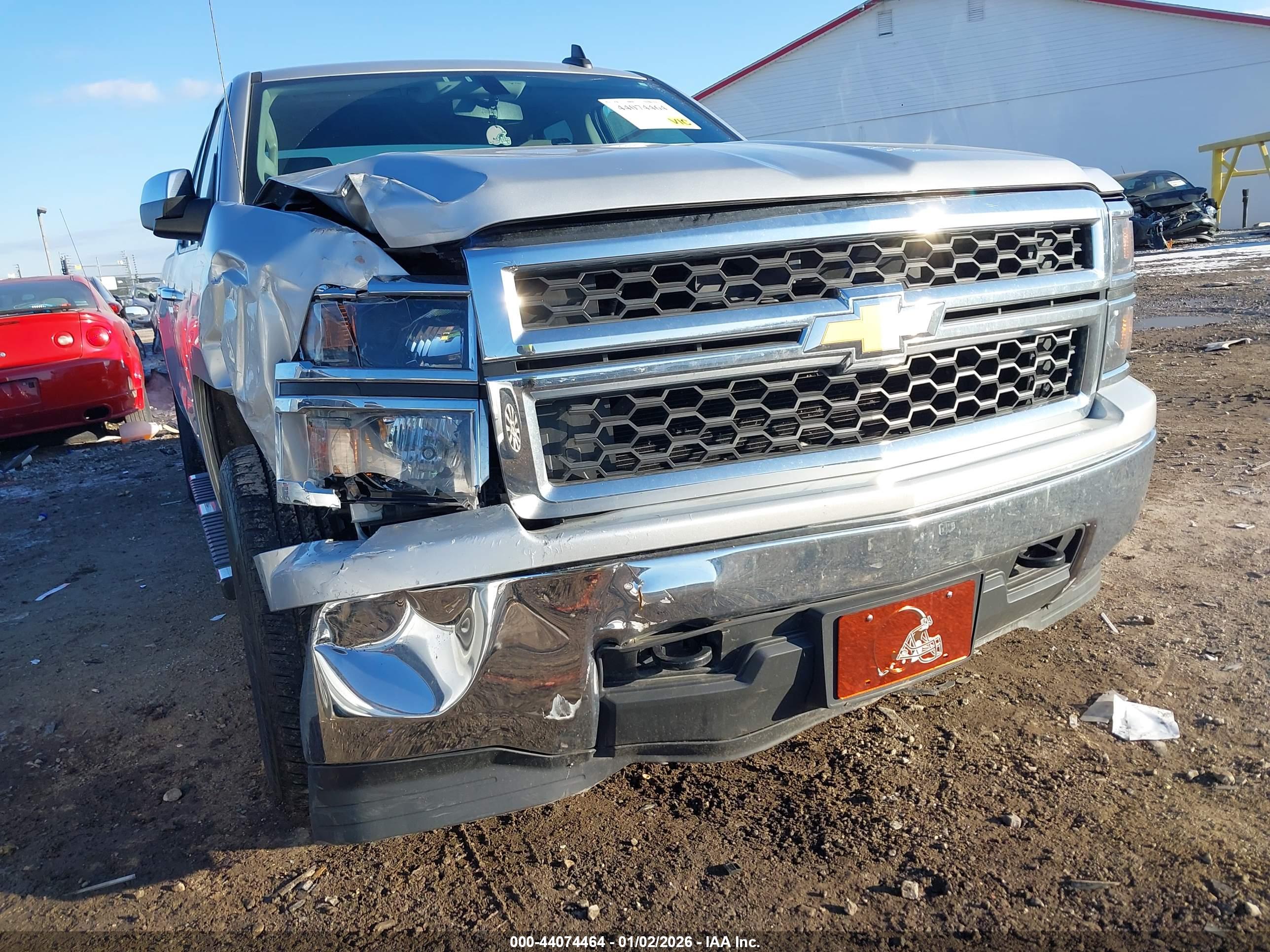 CHEVROLET SILVERADO image 6