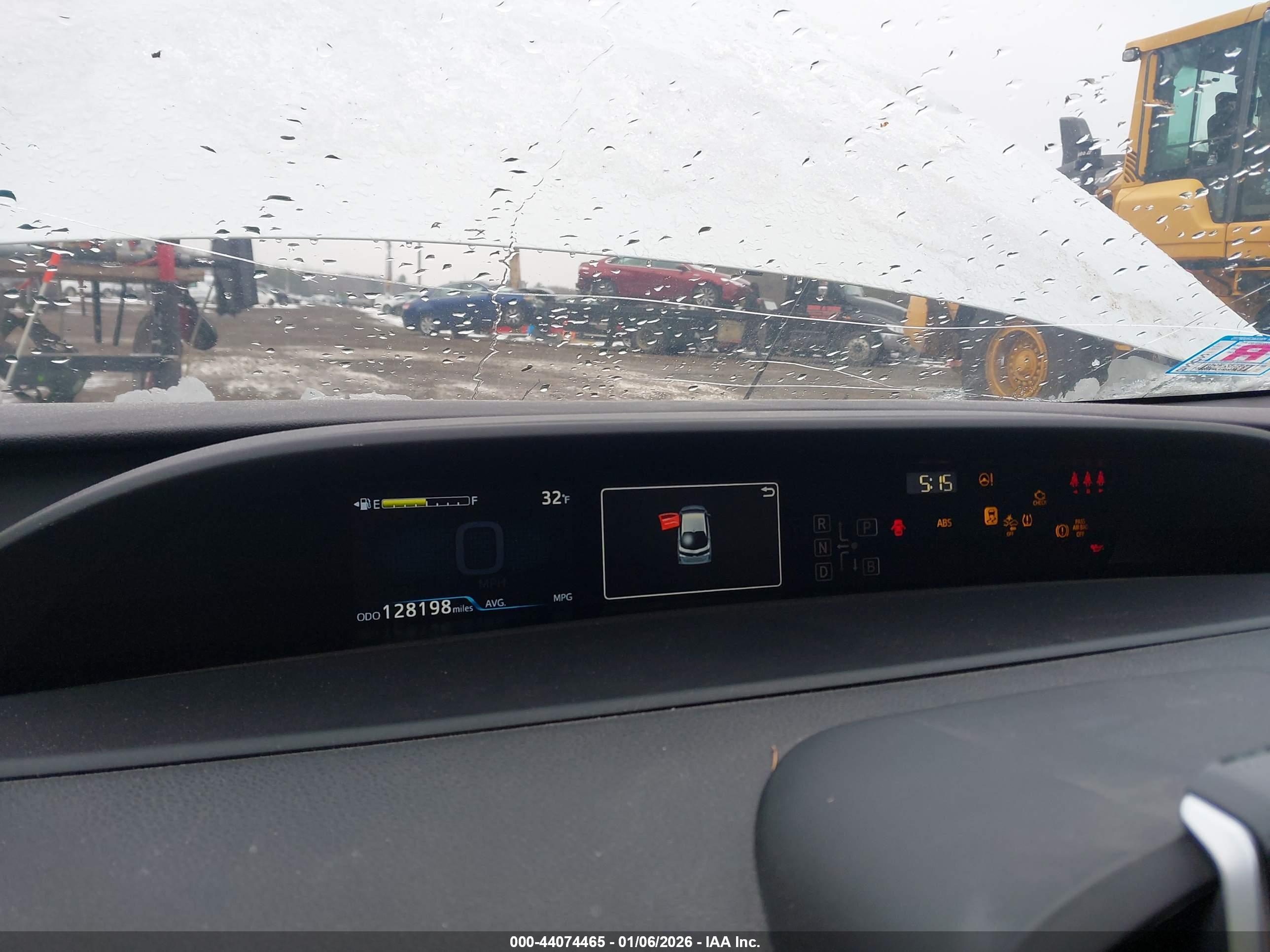 TOYOTA PRIUS image 7
