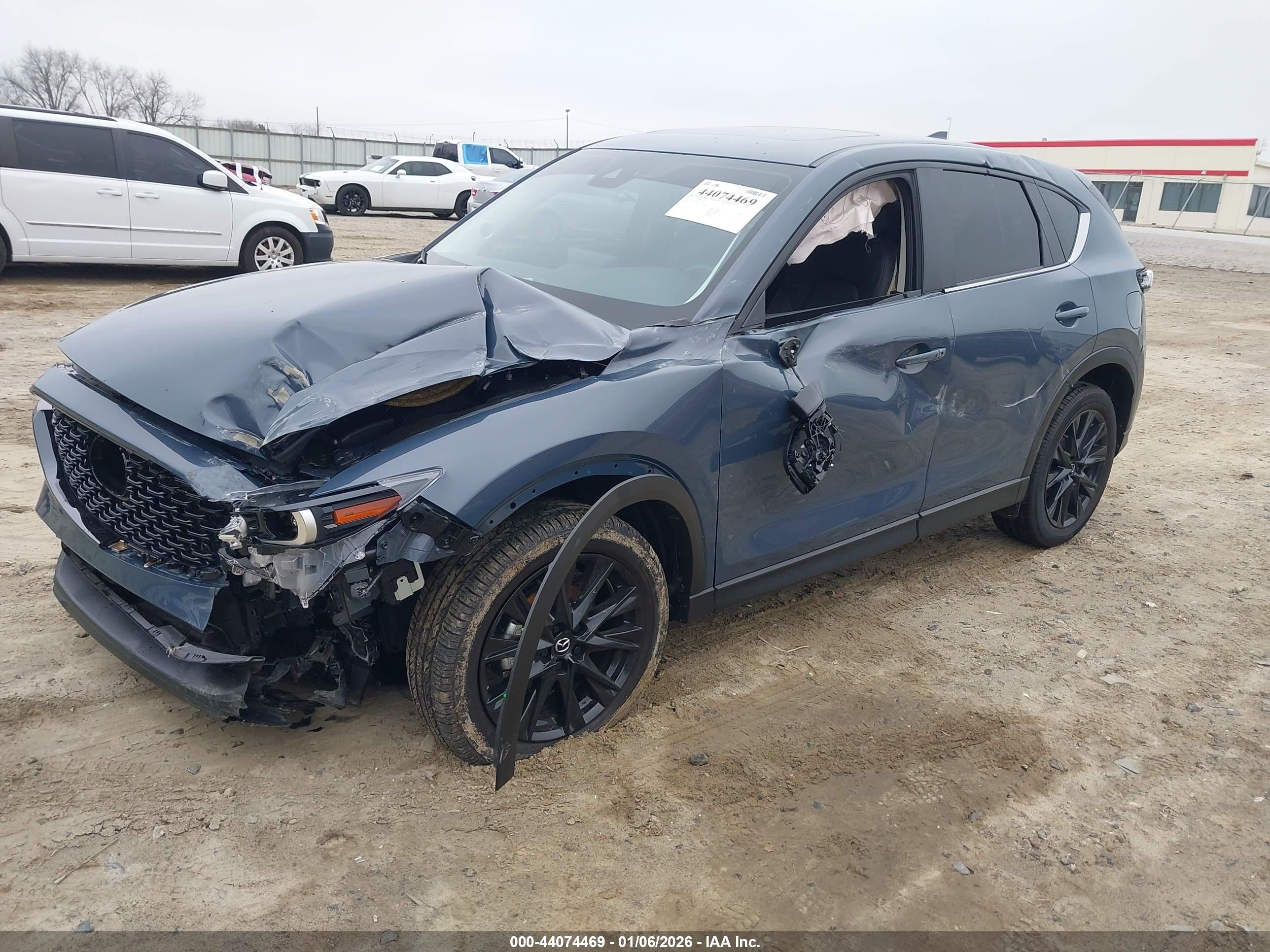 MAZDA CX-5 image 2