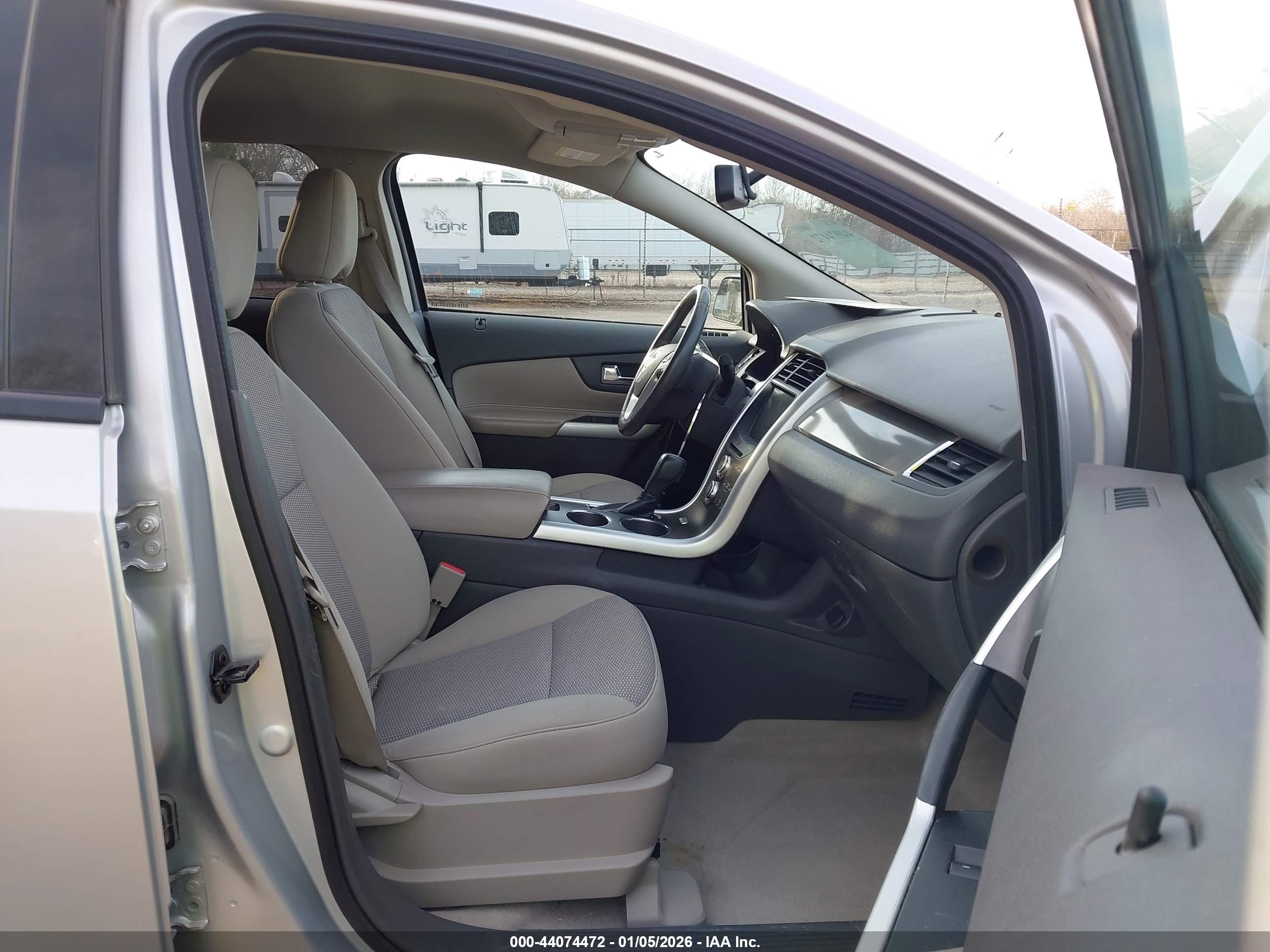 FORD EDGE image 5