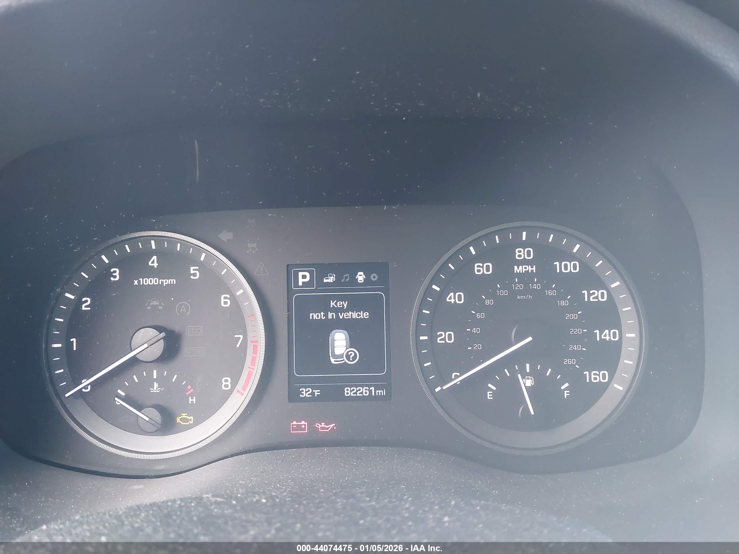 HYUNDAI TUCSON image 7