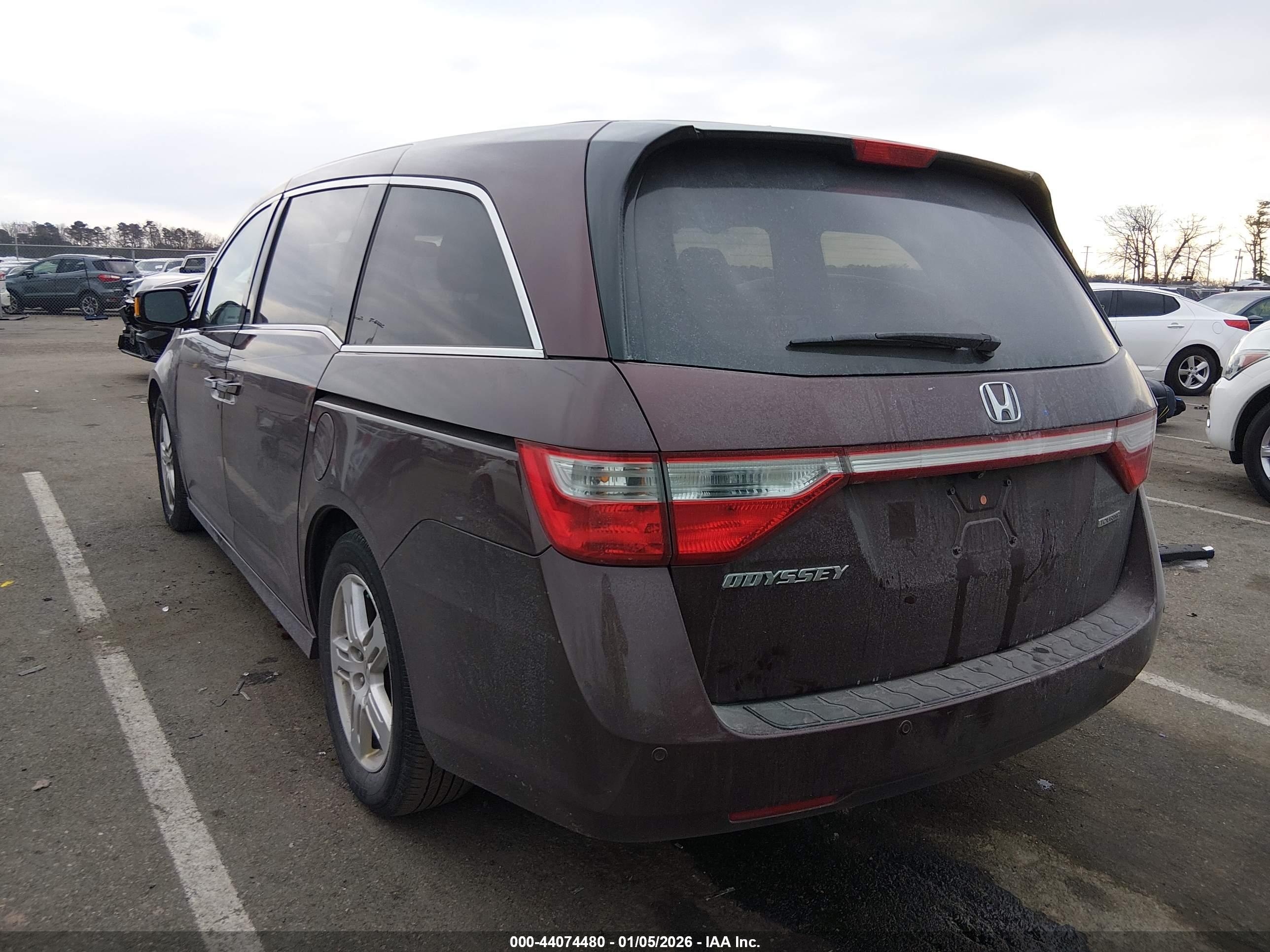 HONDA ODYSSEY image 3